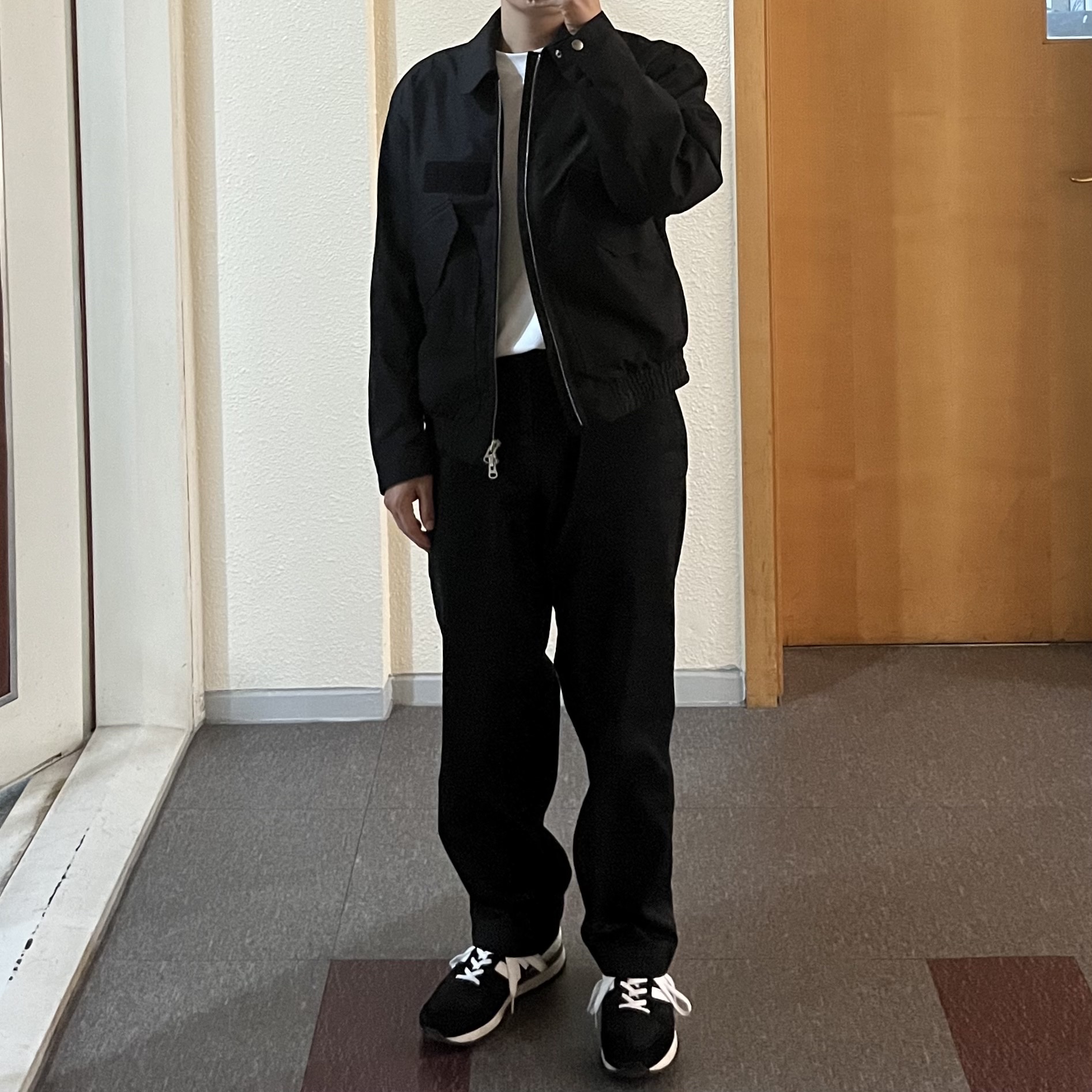 New Balance 990v1 Made in USA Black 착용 스타일