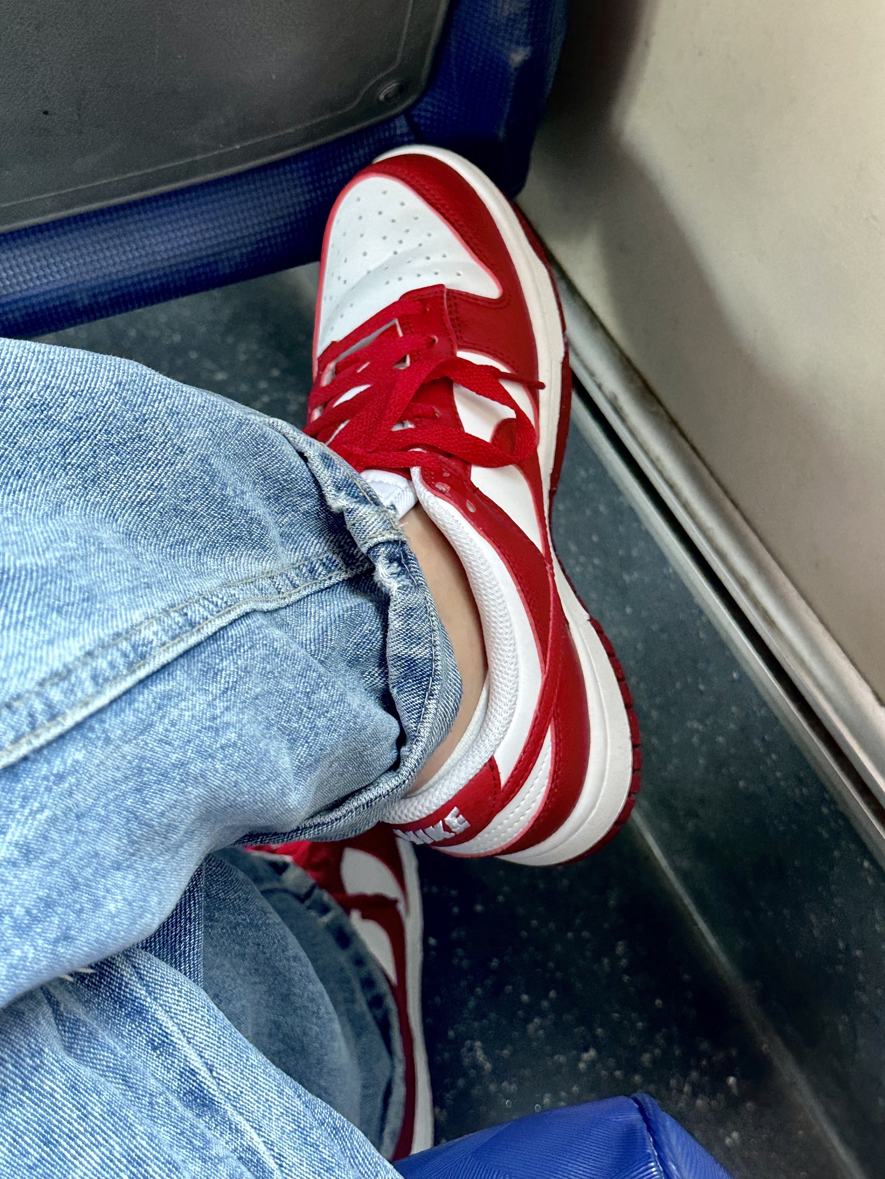 (W) Nike Dunk Low Next Nature Gym Red 착용 스타일 - 1
