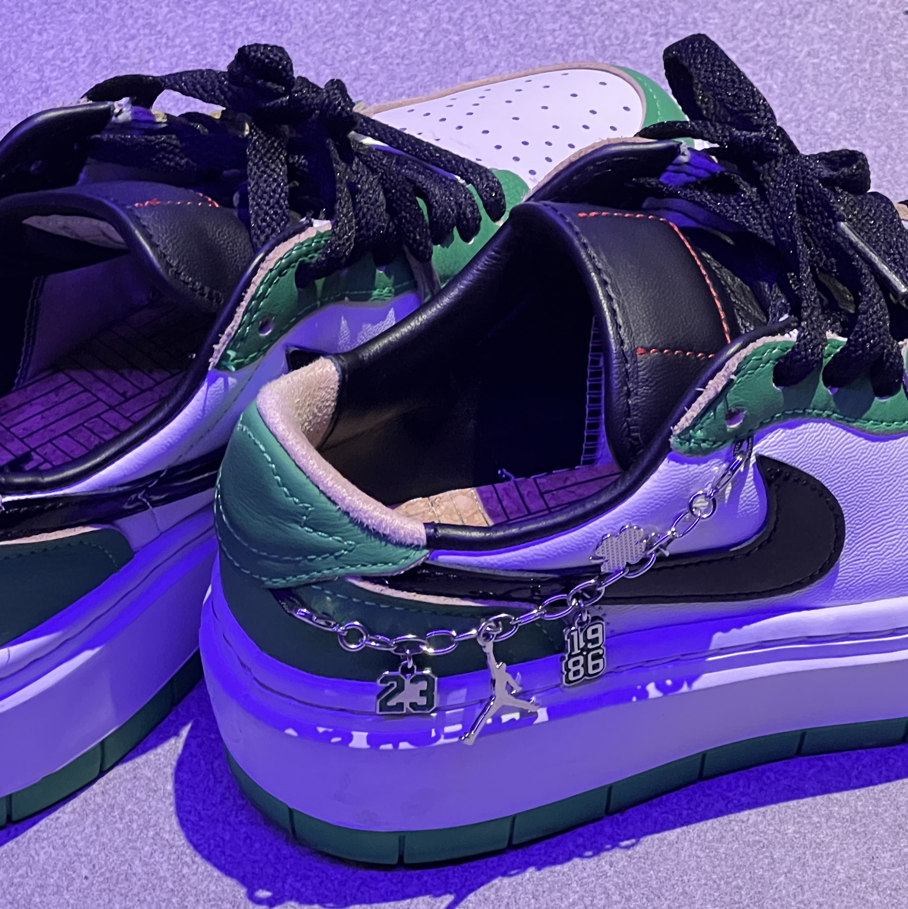 (W) Jordan 1 Elevate Low SE Lucky Green 착용 스타일 - 3
