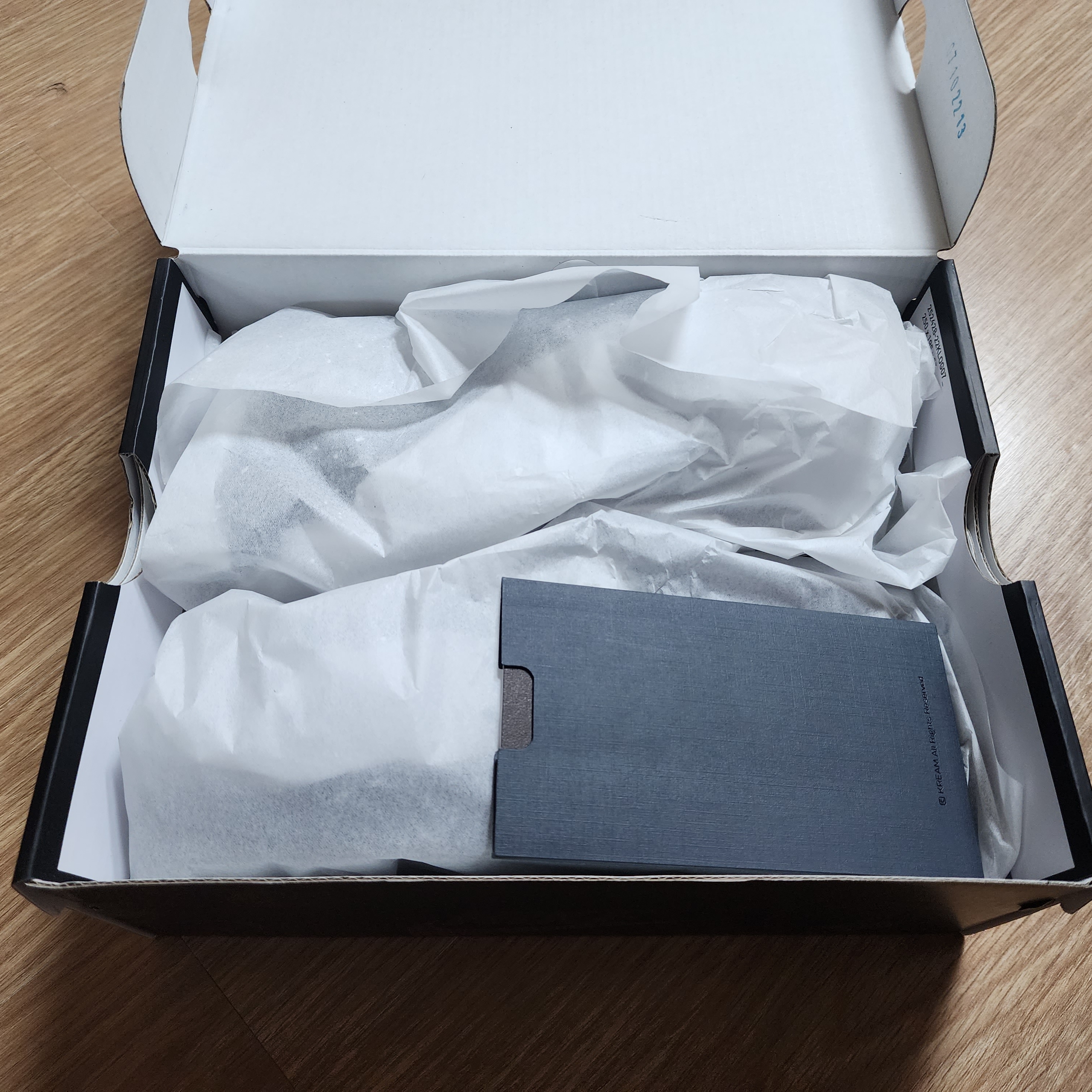 (PS) Jordan 1 x Travis Scott Retro Low OG SP Black Phantom 착용 스타일 - 2