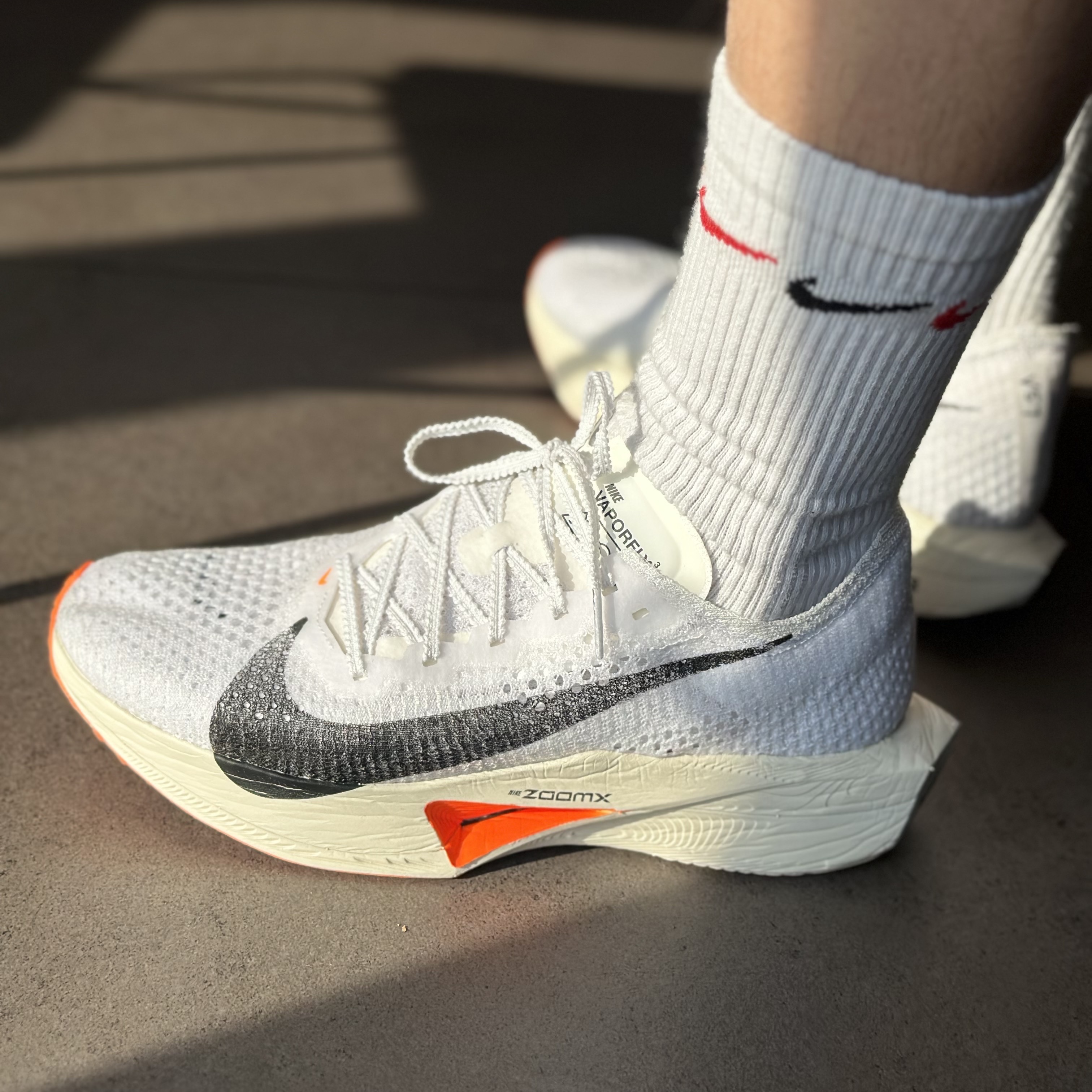 Nike ZoomX Vaporfly Next% 3 Prototype White 착용 스타일