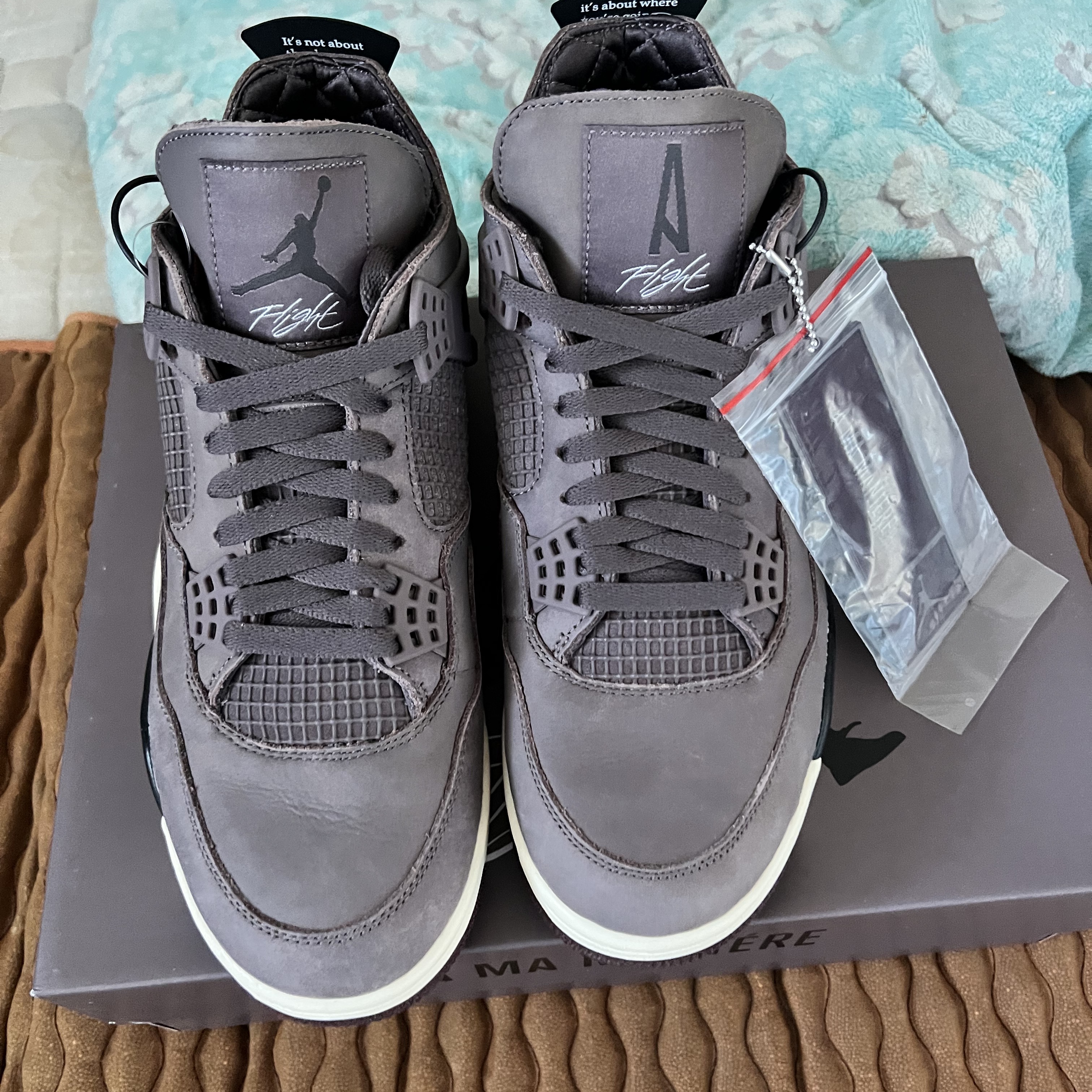 Jordan 4 x A Ma Maniere Retro Violet Ore 착용 스타일 - 3