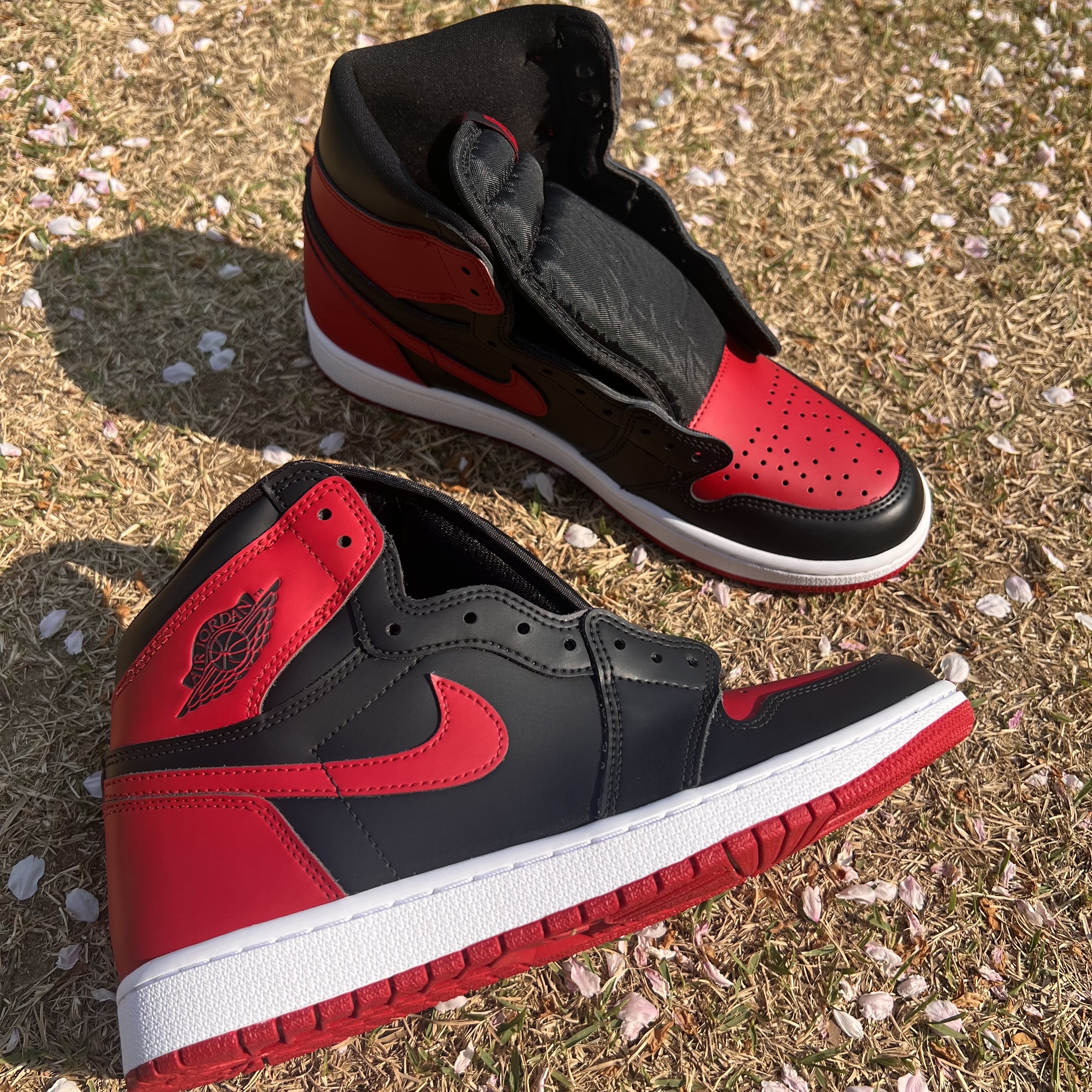 Jordan 1 Retro High OG Patent Bred 착용 스타일 - 1