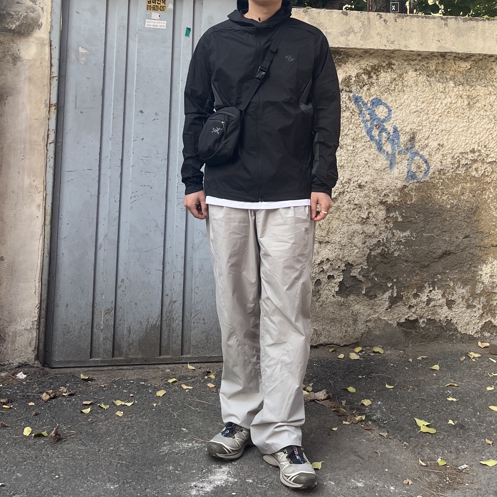 Salomon XT-6 Gore-Tex Vintage Khaki, Sansan Gear Closeable Pants Grey - 22FW 착용 스타일 - 1