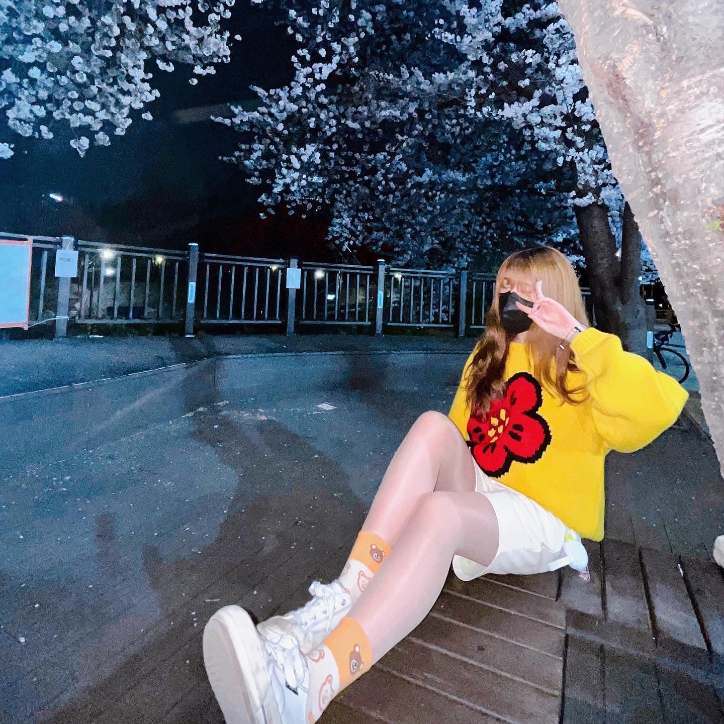 (W) Kenzo Varsity Merino Wool Jumper Golden Yellow 착용 스타일 - 1