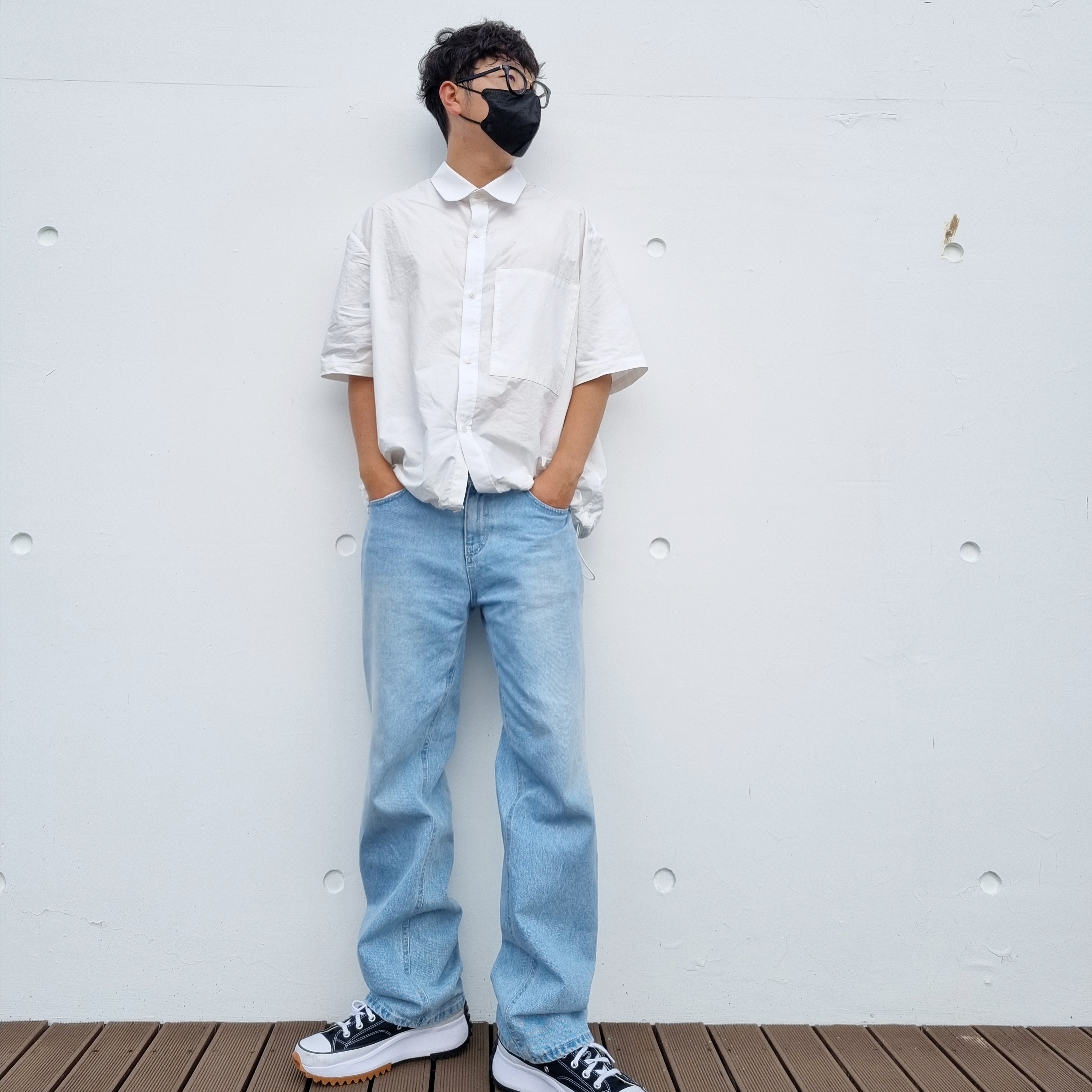 Converse Run Star Hike Hi Black White Gum 착용 스타일 - 3