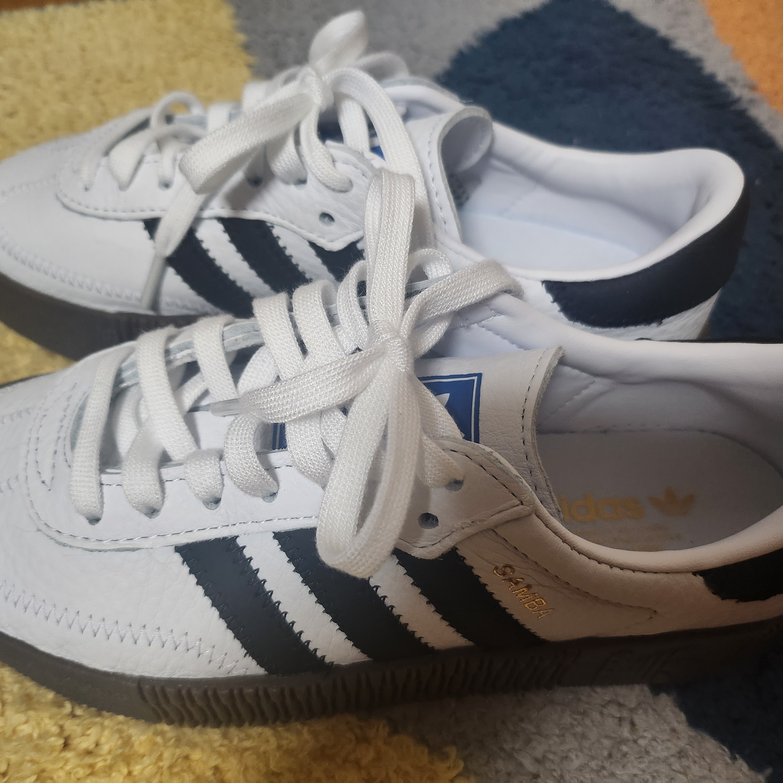 (W) Adidas Sambarose White Black Gum 착용 스타일