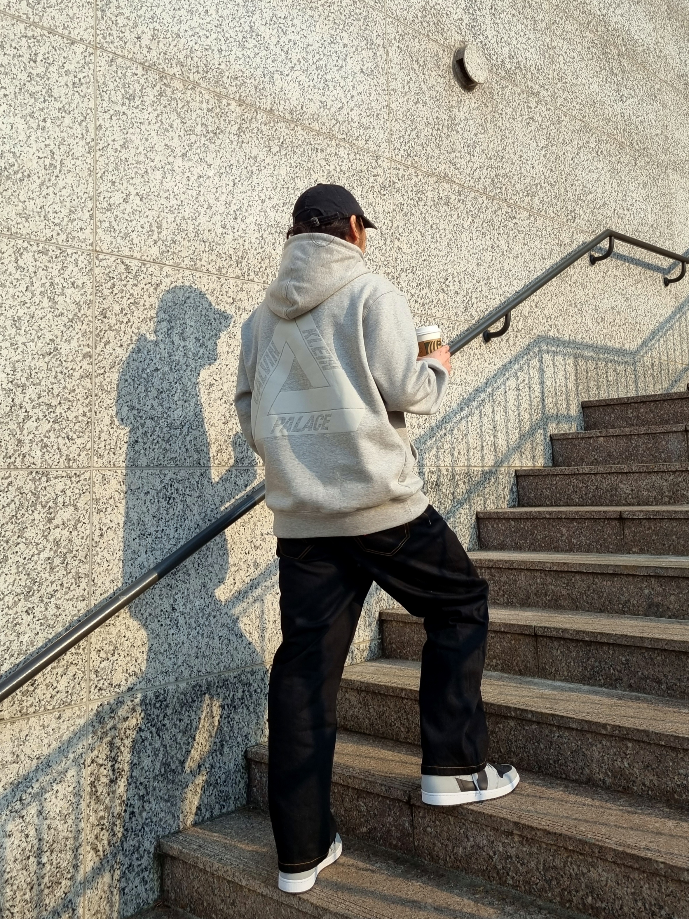 Palace x CK1 Tri-Ferg Hood Grey Marl - 22SS, Jordan 1 Retro High OG Shadow 2.0 착용 스타일