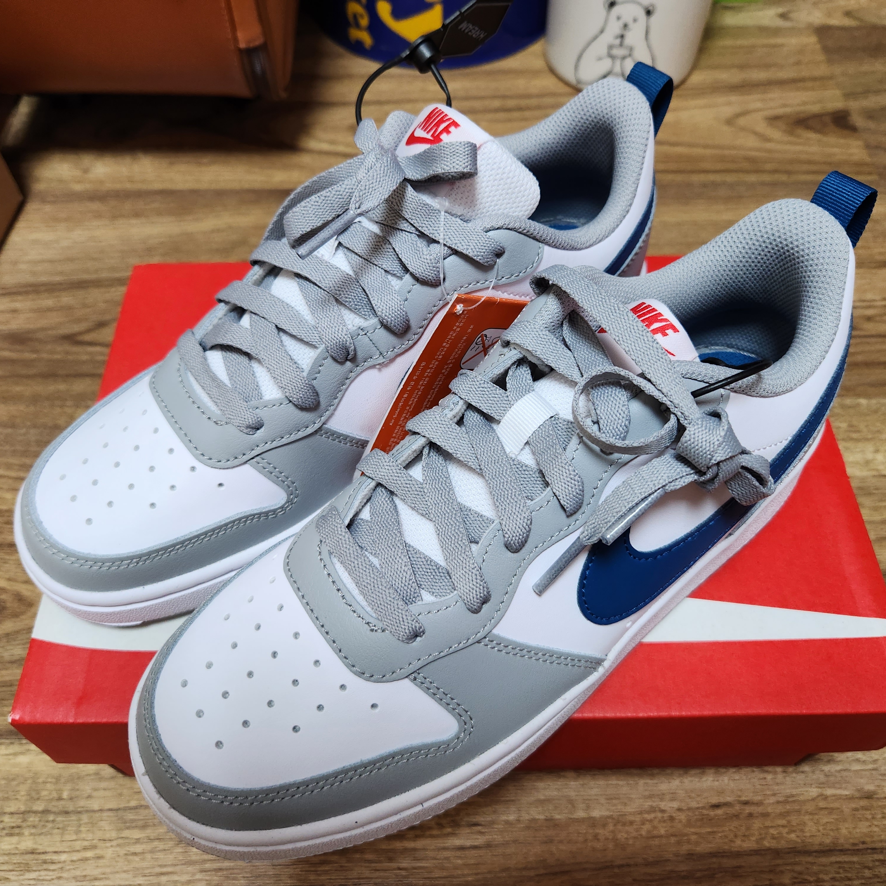 (GS) Nike Court Borough Low 2 Light Smoke Grey 착용 스타일 - 4
