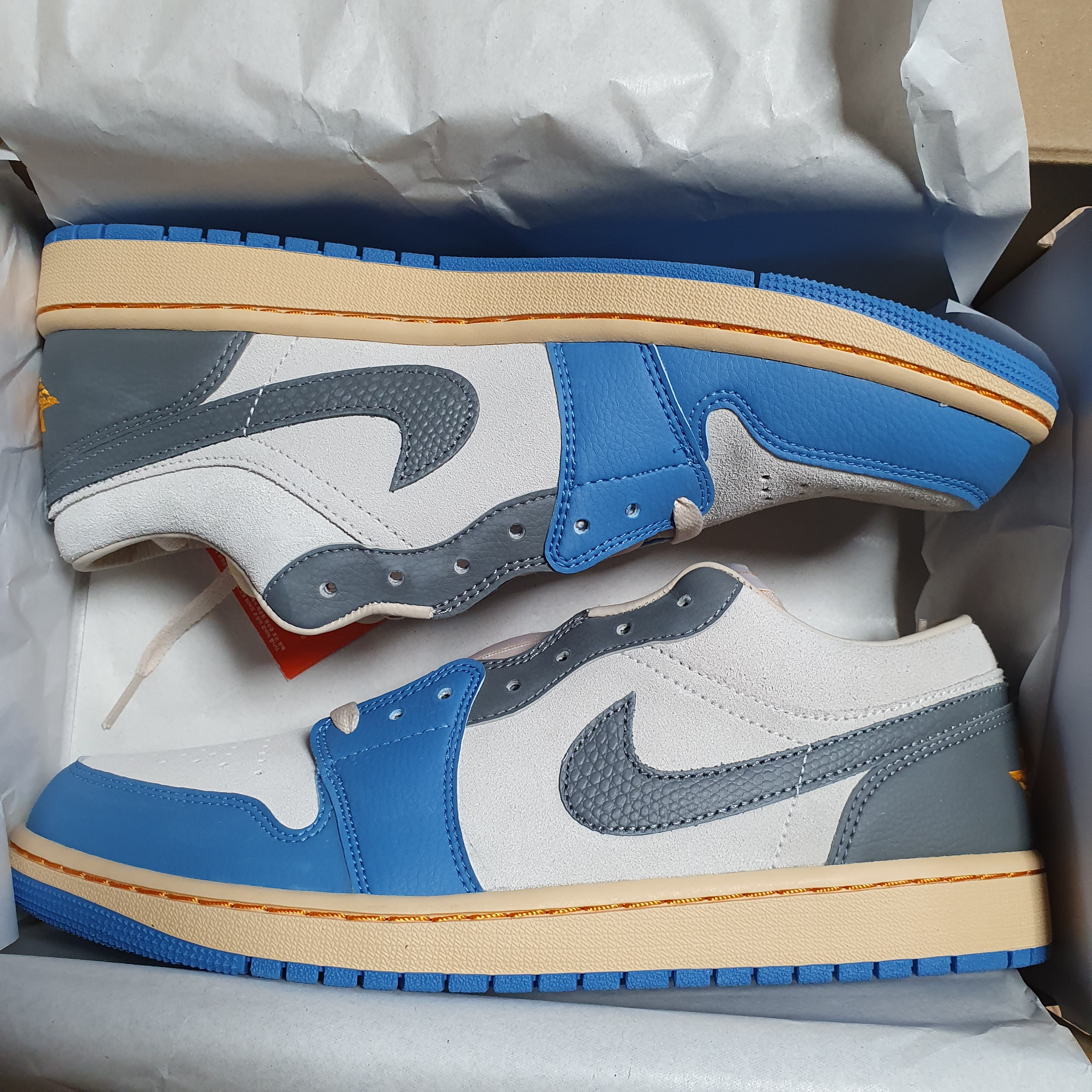 Jordan 1 Low SE Tokyo 96 착용 스타일 - 1