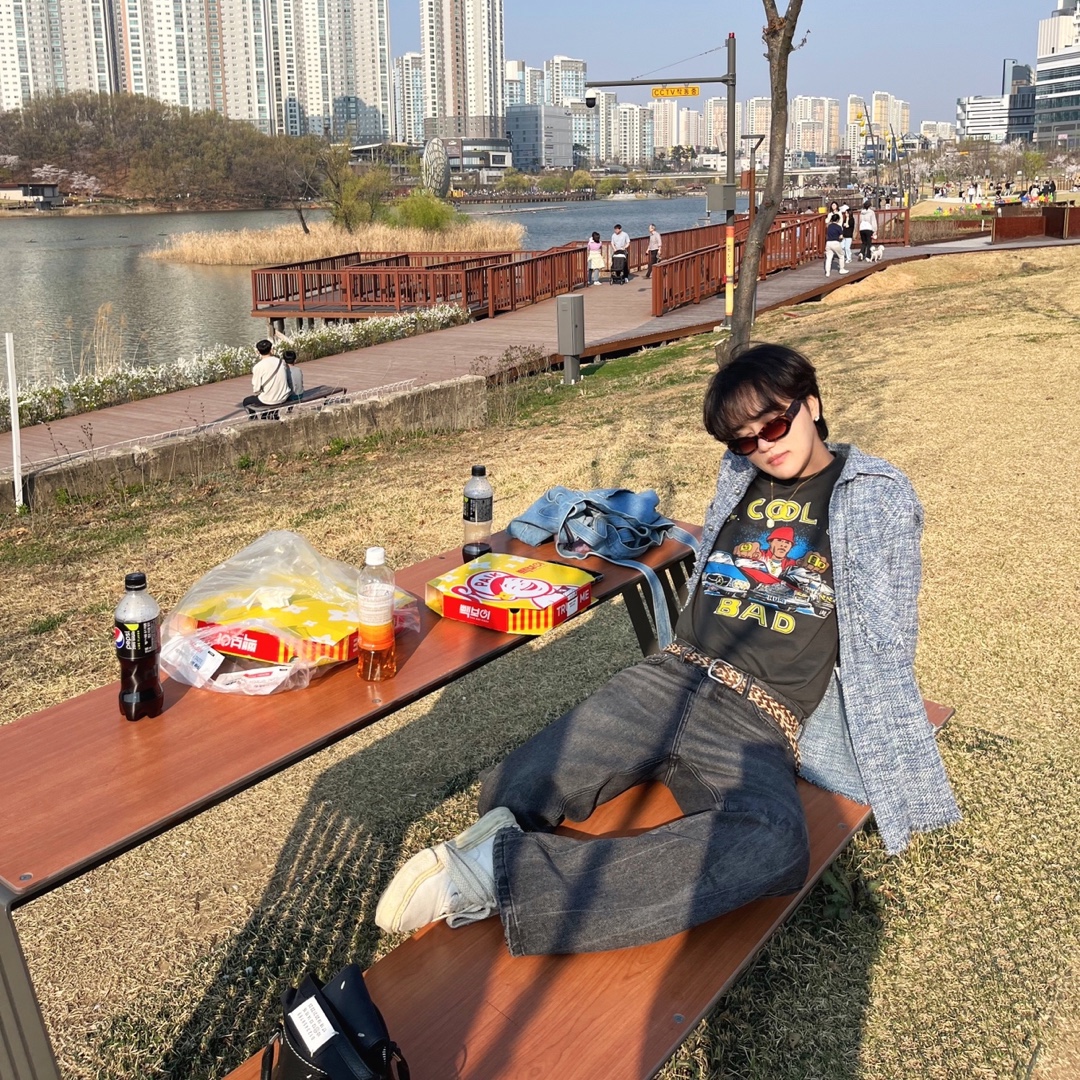 Maison Mihara Yasuhiro Baker OG Sole OD Canvas Low-top Sneakers White 착용 스타일 - 3