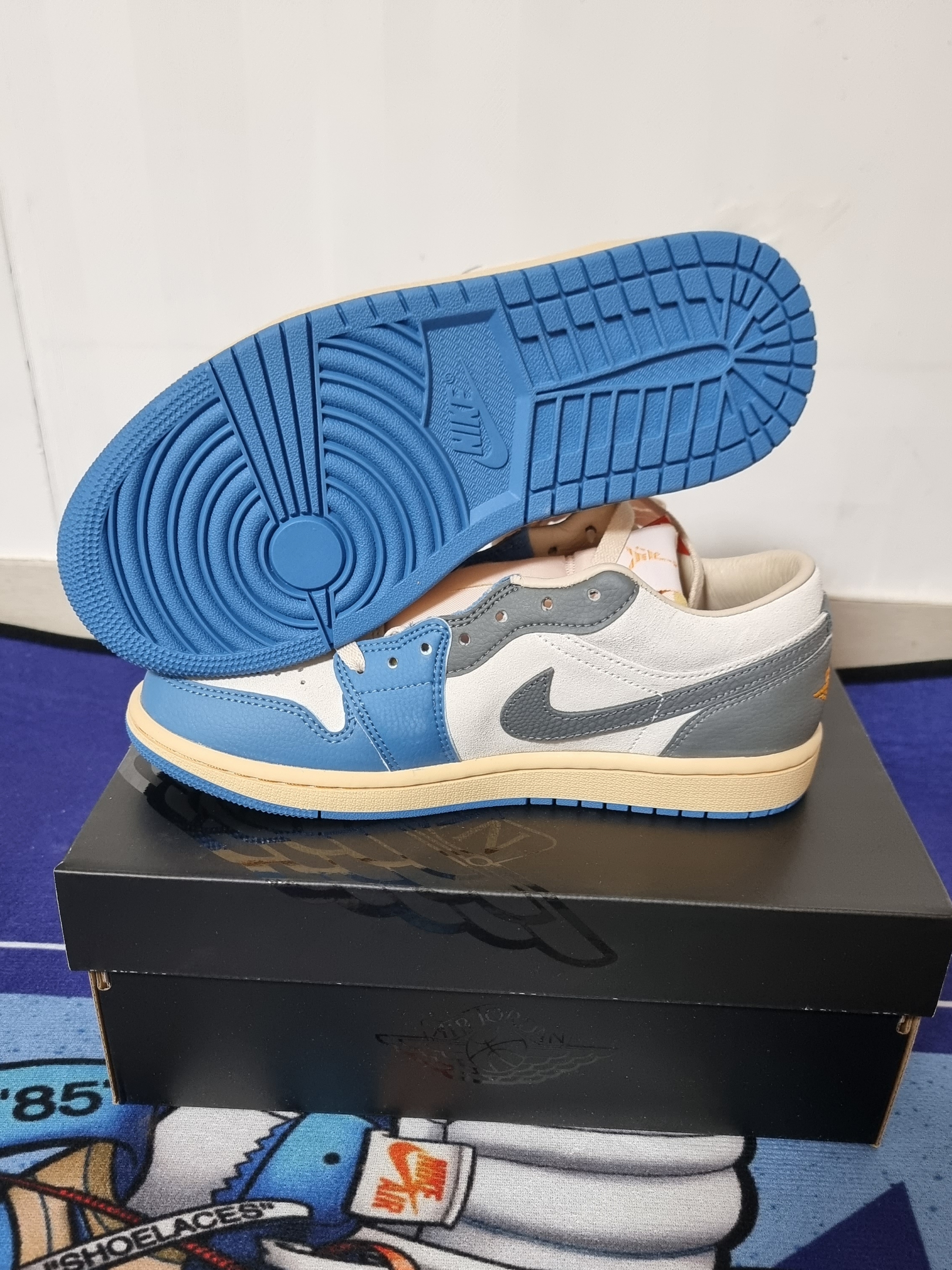 Jordan 1 Low SE Tokyo 96 착용 스타일 - 5