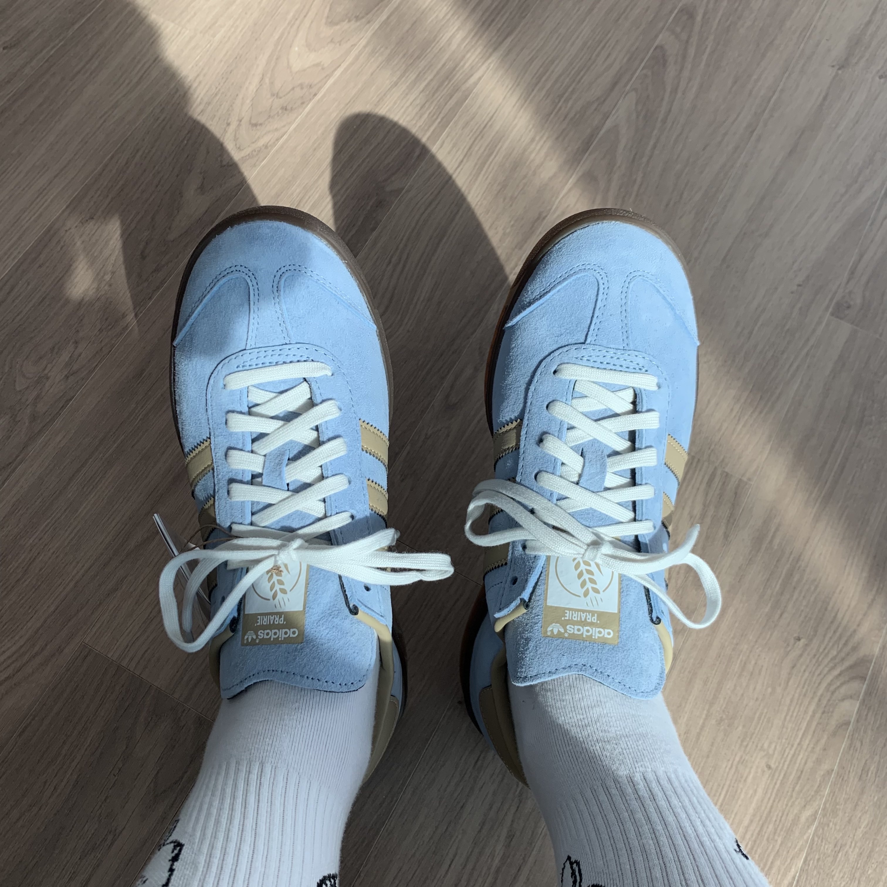 Adidas State Series Illinois Ambient Sky 착용 스타일