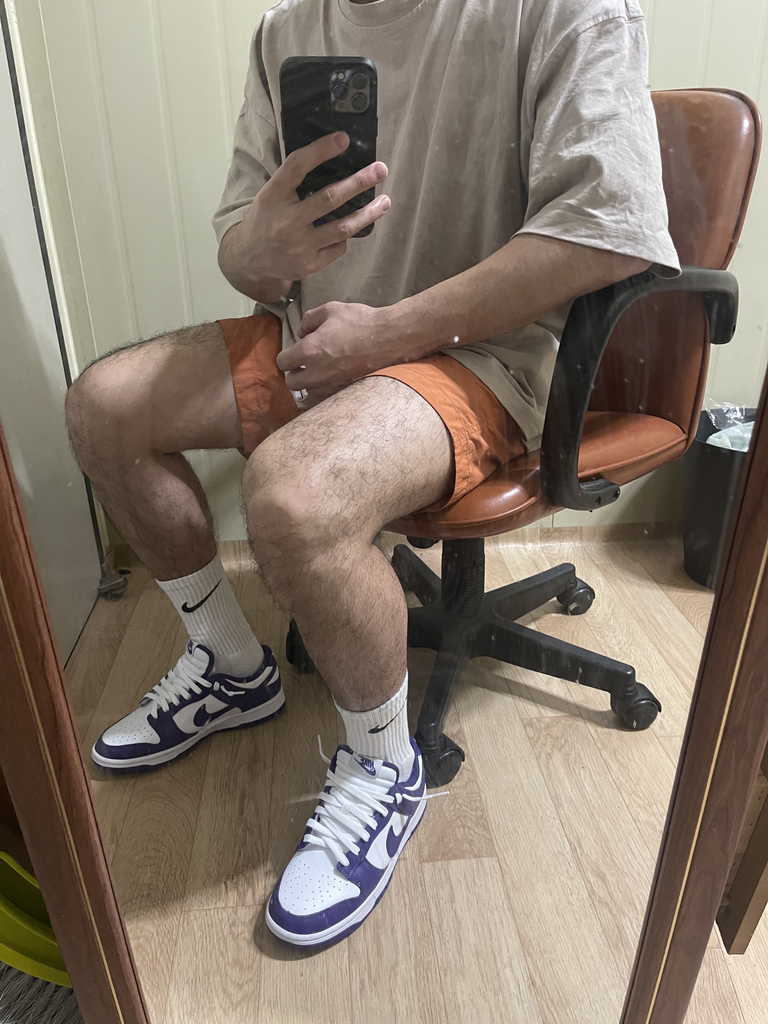 Nike Dunk Low Retro Championship Court Purple 착용 스타일 - 2
