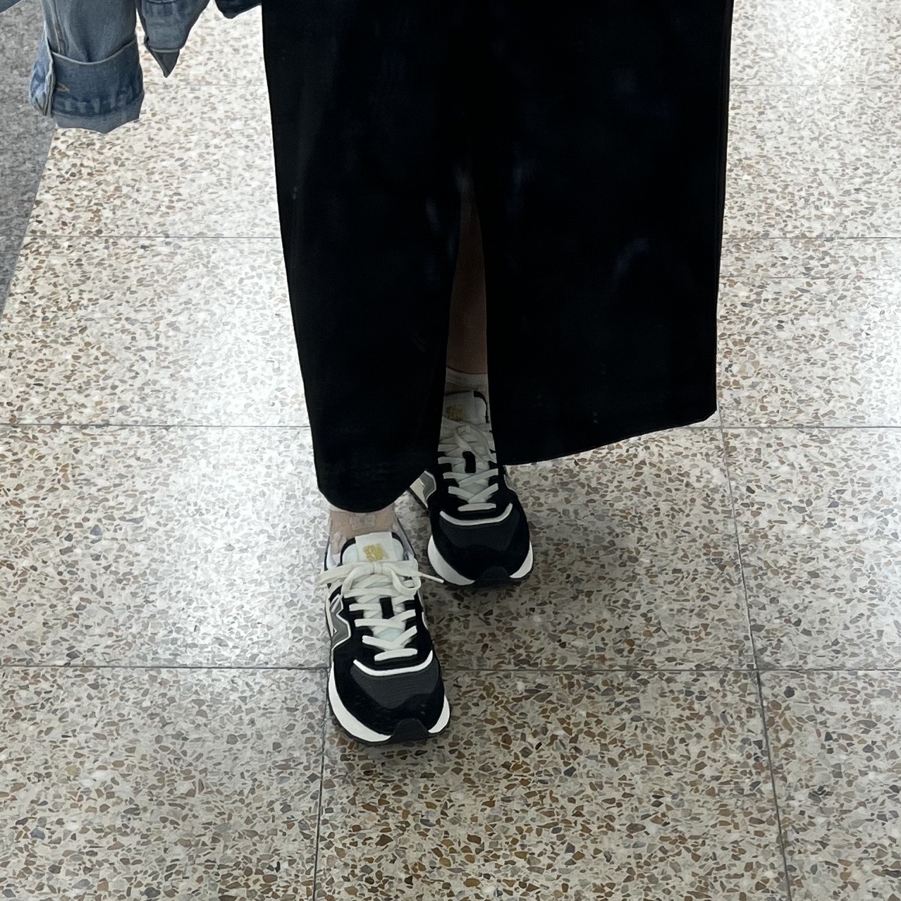 New Balance 574 Legacy Black 착용 스타일