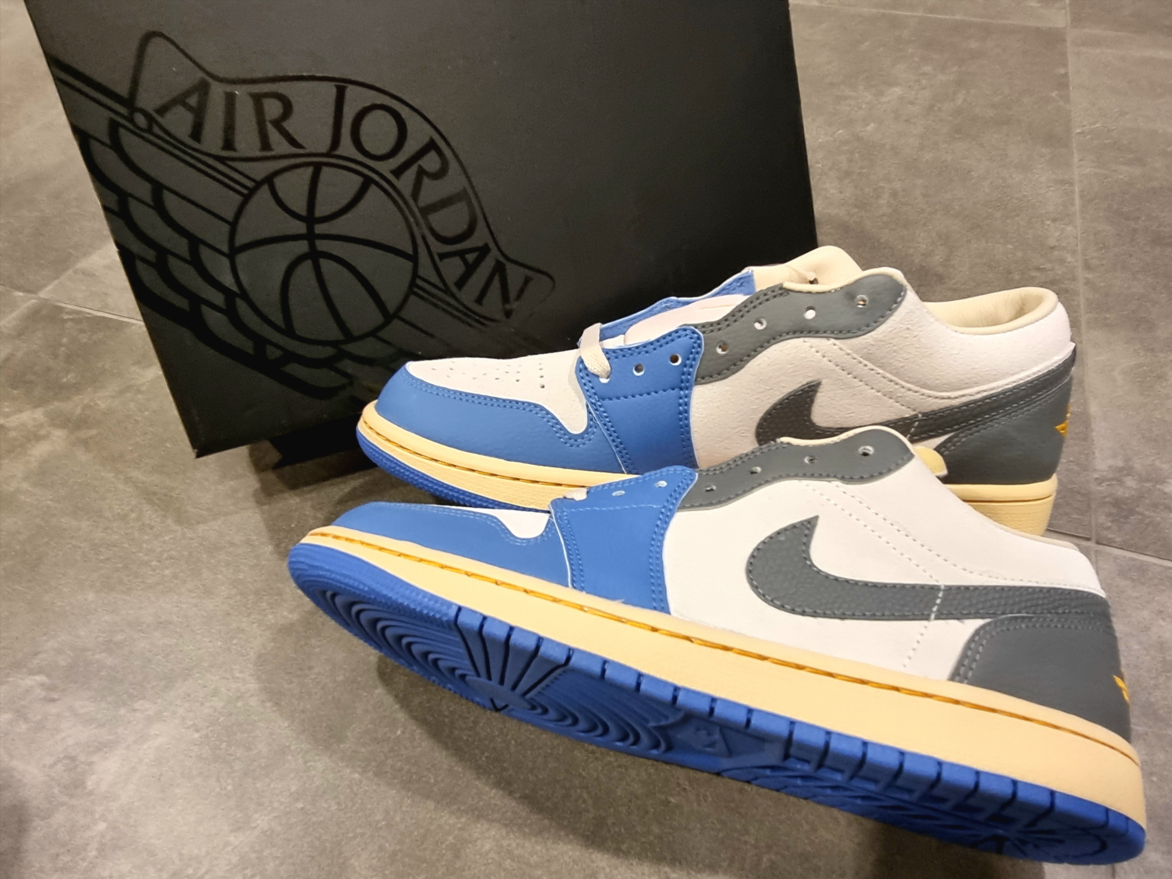 Jordan 1 Low SE Tokyo 96 착용 스타일 - 5