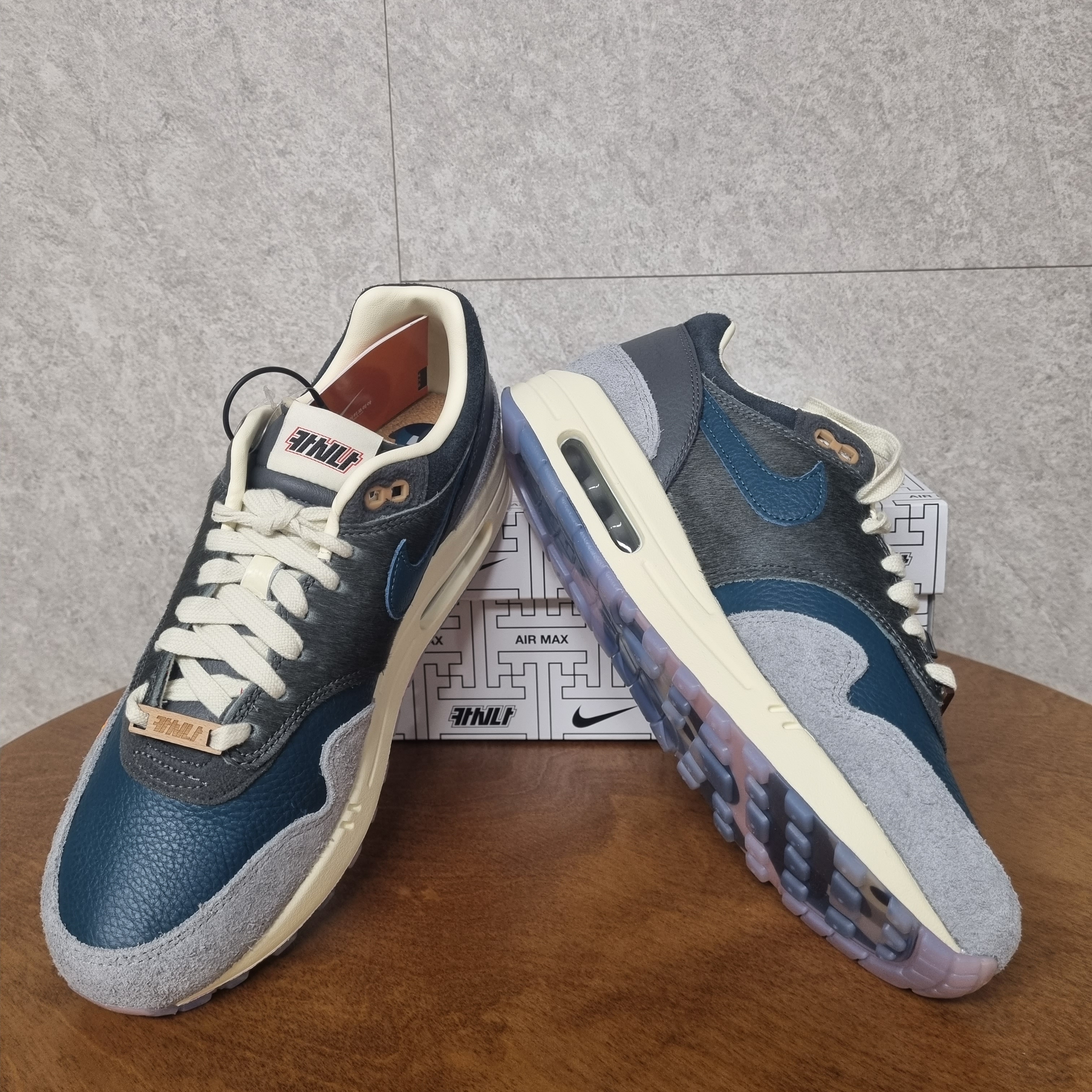 Nike x Kasina Air Max 1 SP Won-Ang Particle Grey 착용 스타일 - 1