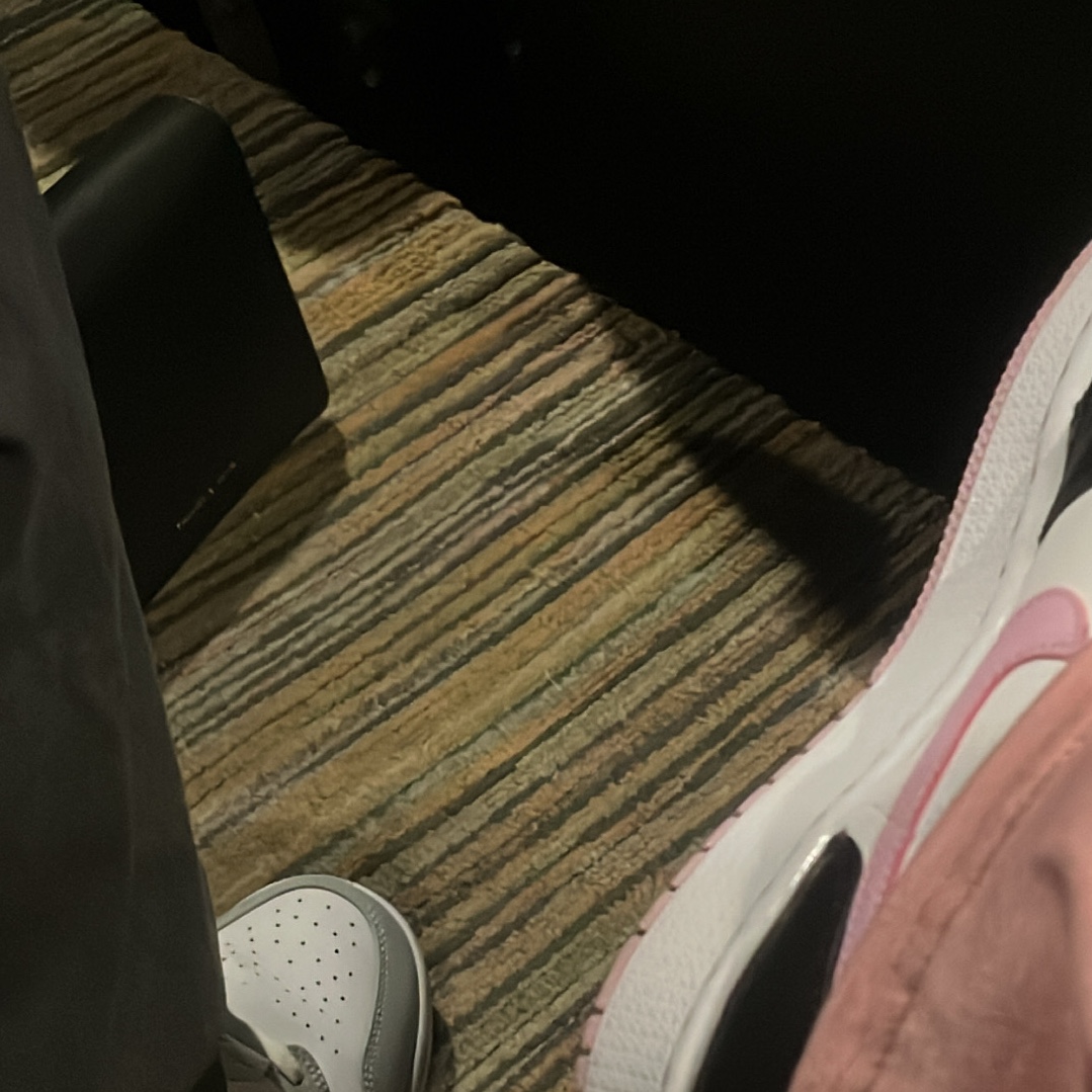 (GS) Jordan 1 Mid Light Arctic Pink 착용 스타일