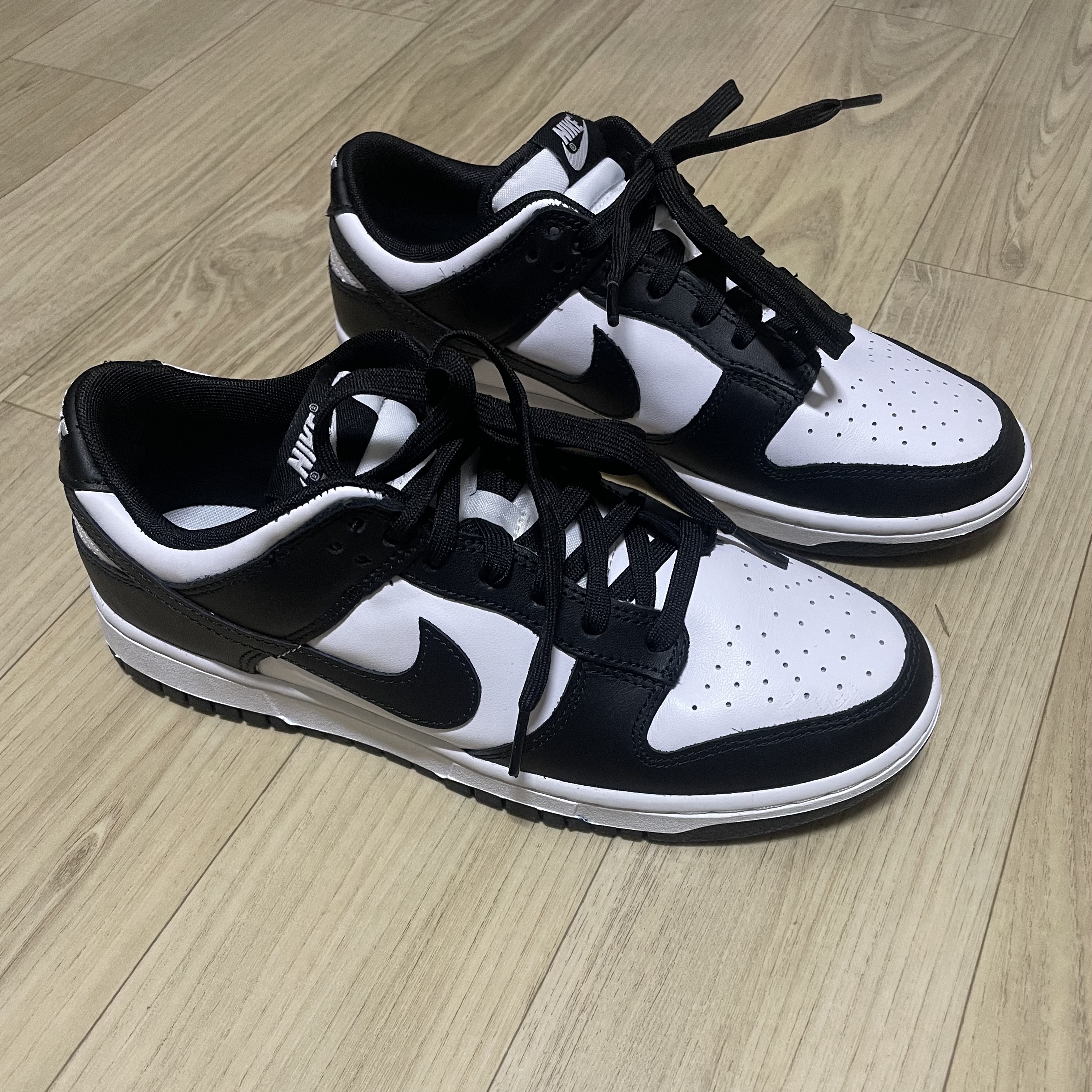 Nike Dunk Low Retro Black 착용 스타일
