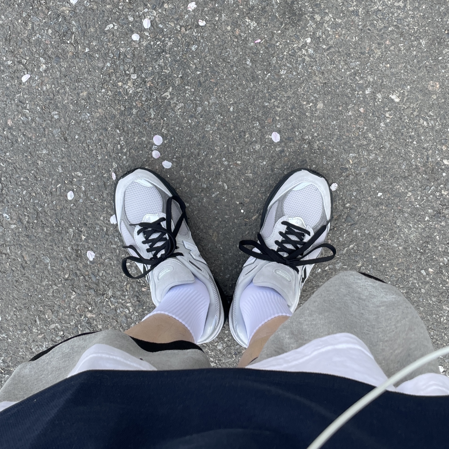 New Balance 2002R Grey Black - JD Sports Exclusive 착용 스타일