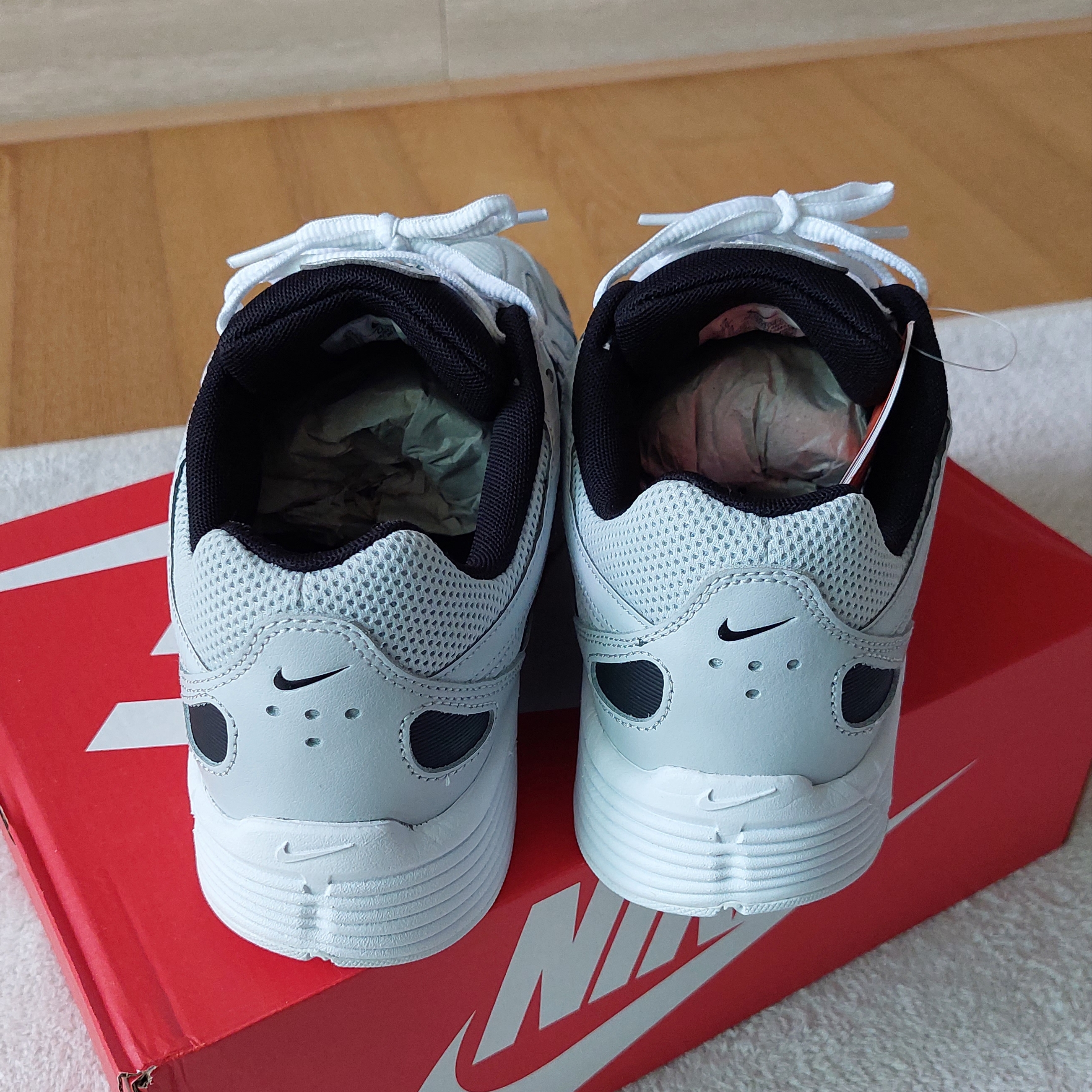 Nike P-6000 Pure Platinum 착용 스타일 - 4