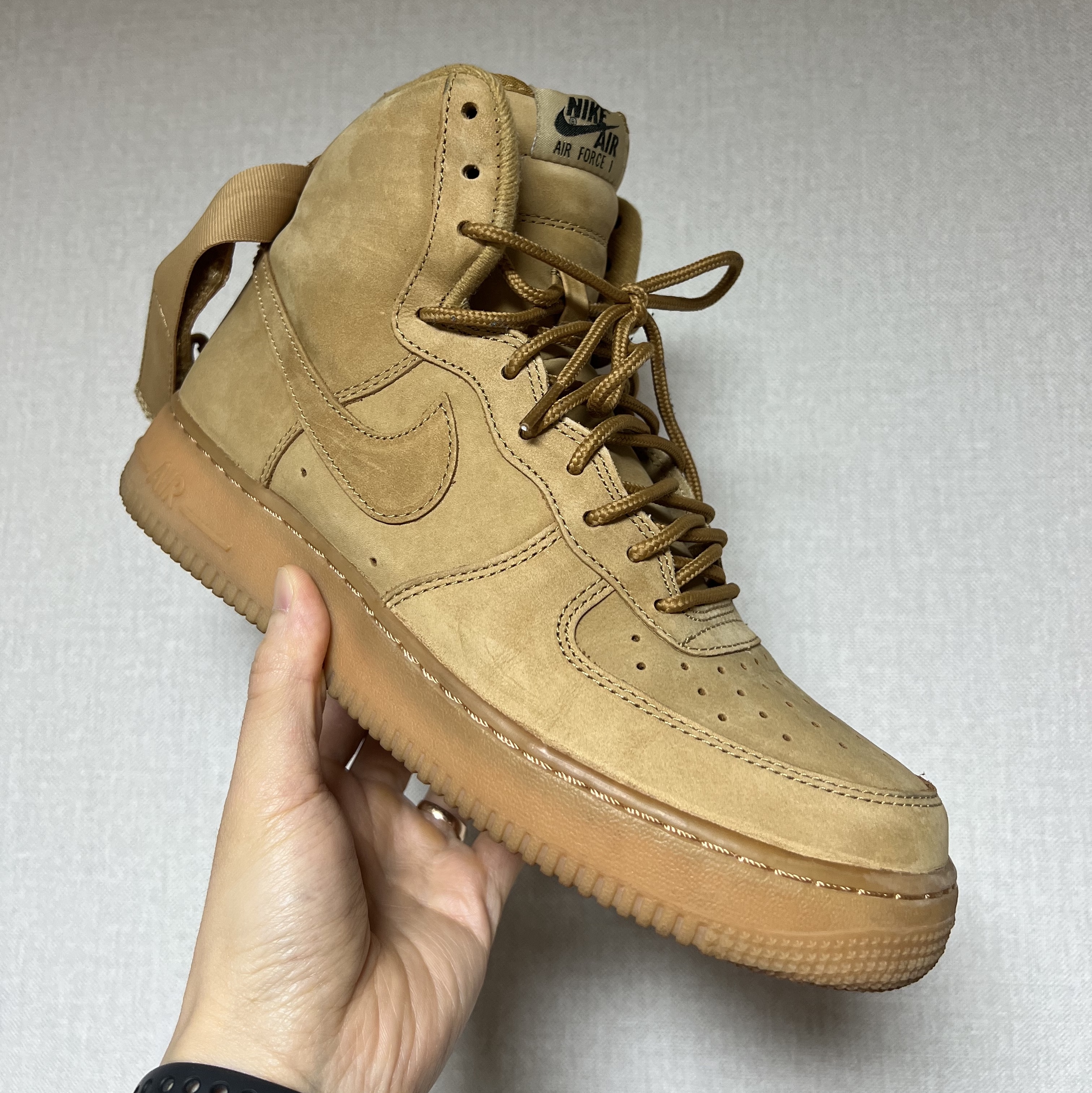 Nike Air Force 1 High Wheat 2015 착용 스타일