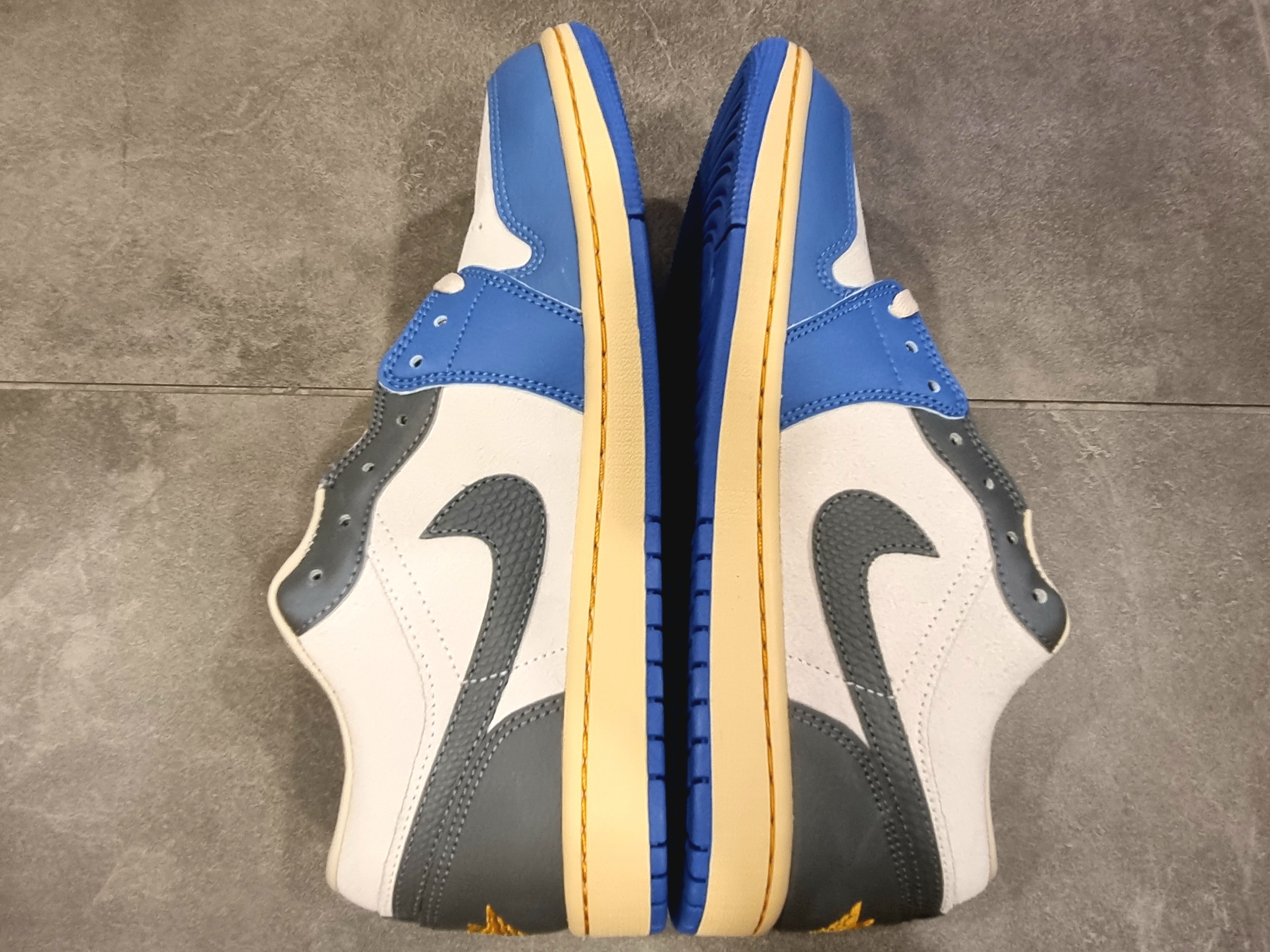 Jordan 1 Low SE Tokyo 96 착용 스타일 - 3