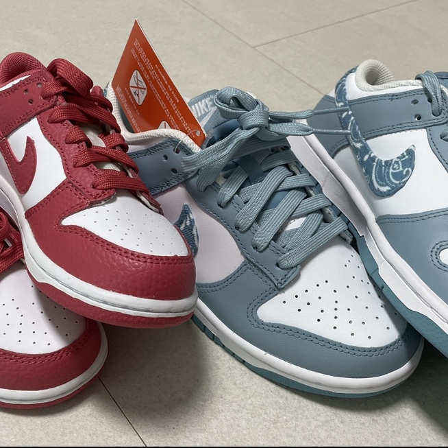(W) Nike Dunk Low Essential Blue Paisley 착용 스타일