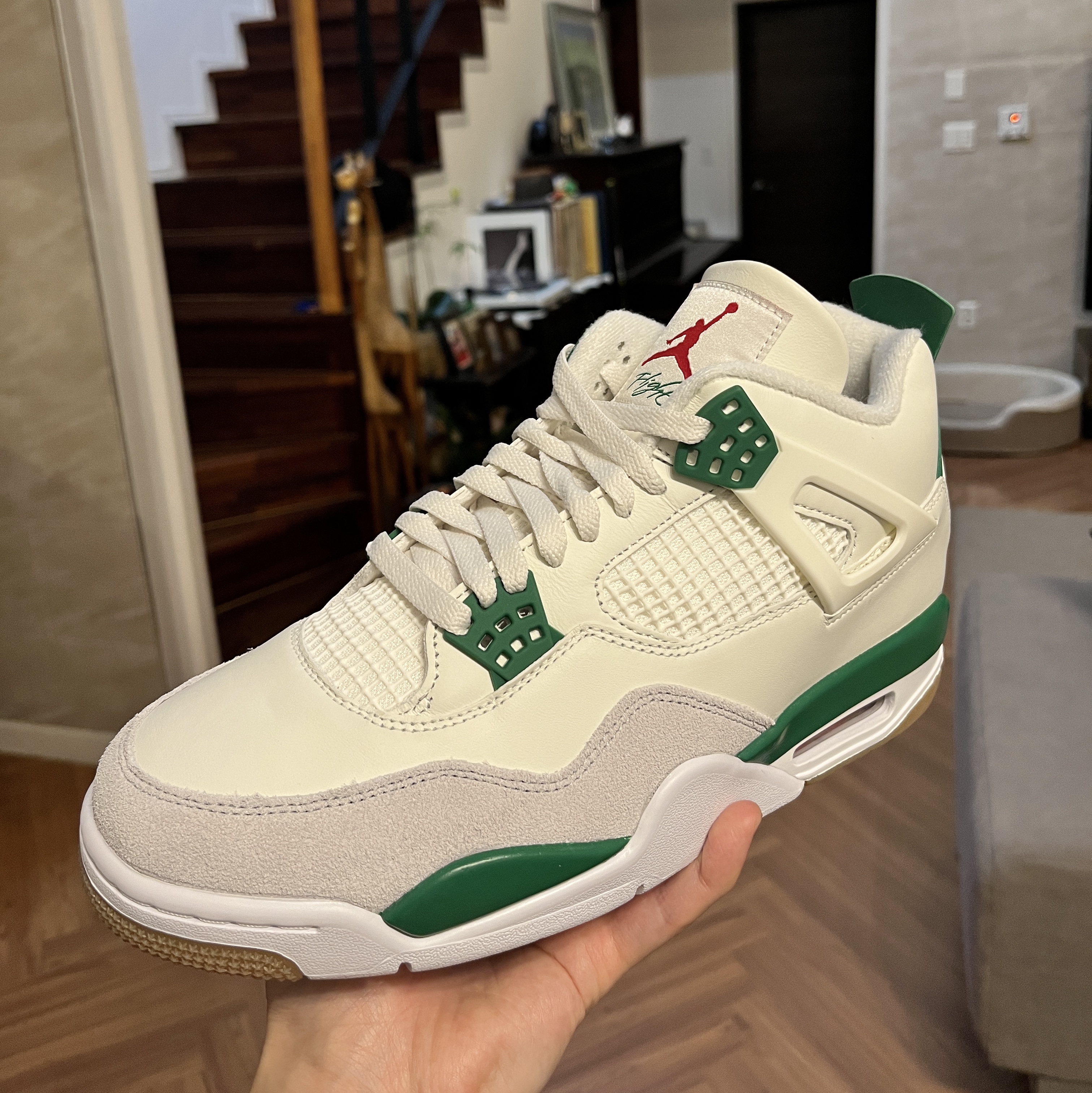 Jordan 4 x Nike SB Retro SP Pine Green 착용 스타일 - 1