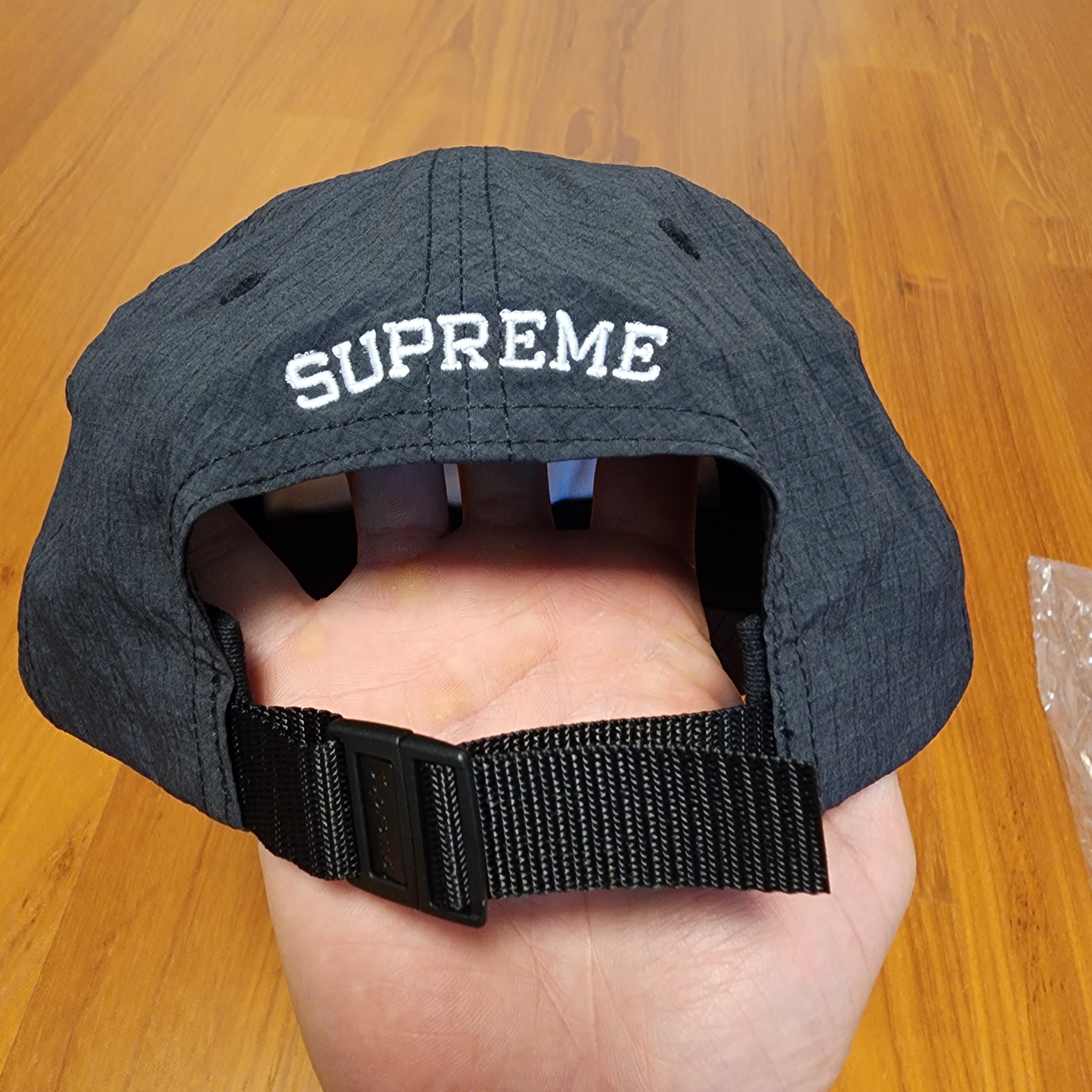 Supreme Cordura Ripstop S Logo 6-Panel Black - 23SS 착용 스타일 - 2