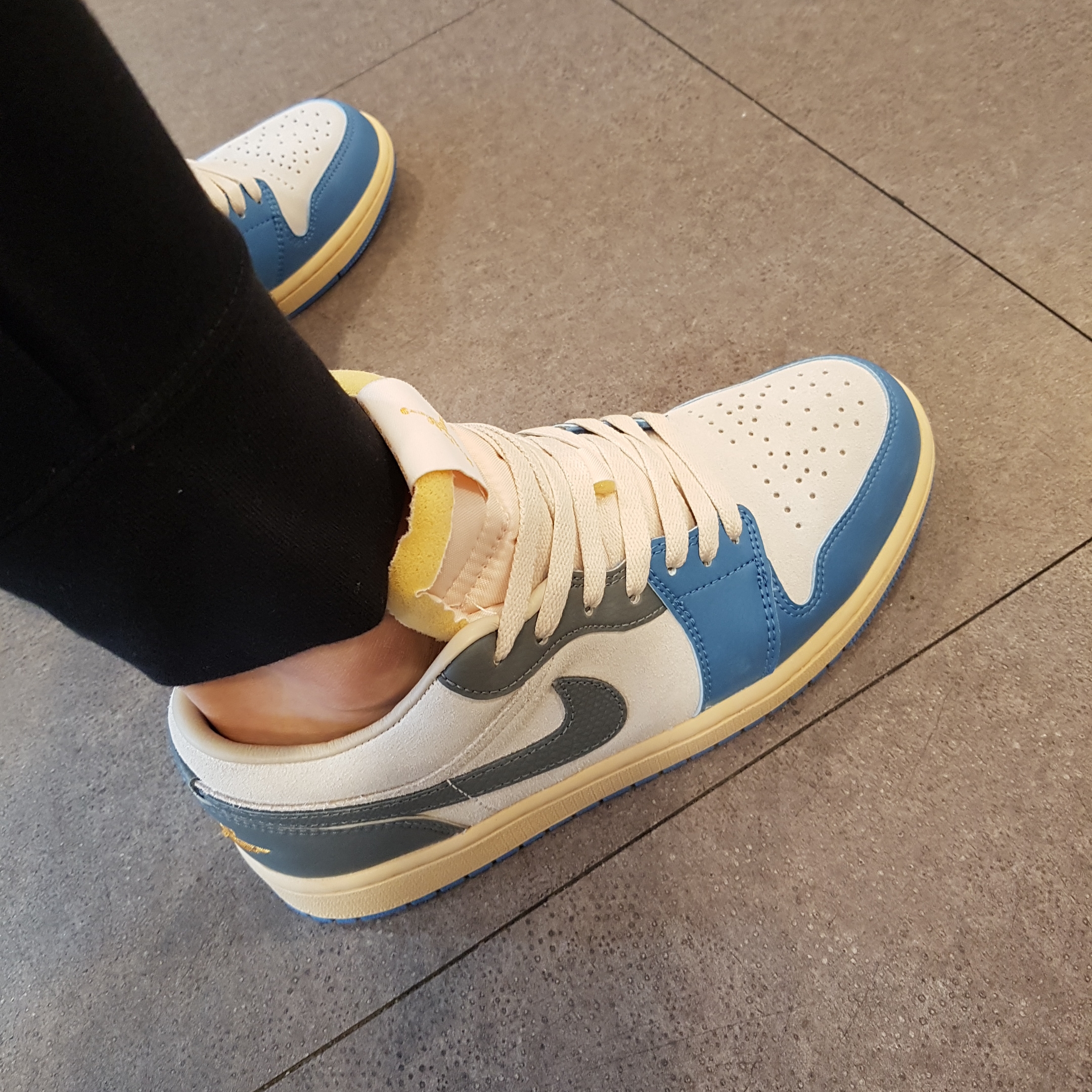 Jordan 1 Low SE Tokyo 96 착용 스타일