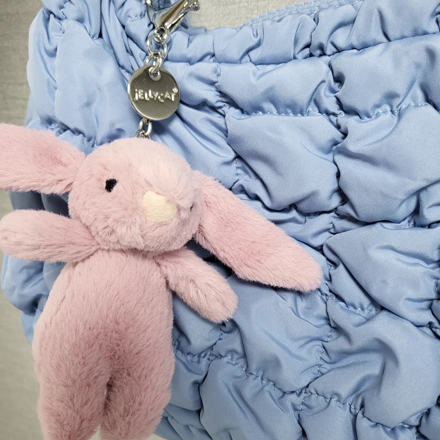 COS Quilted Mini Bag Light Blue 착용 스타일