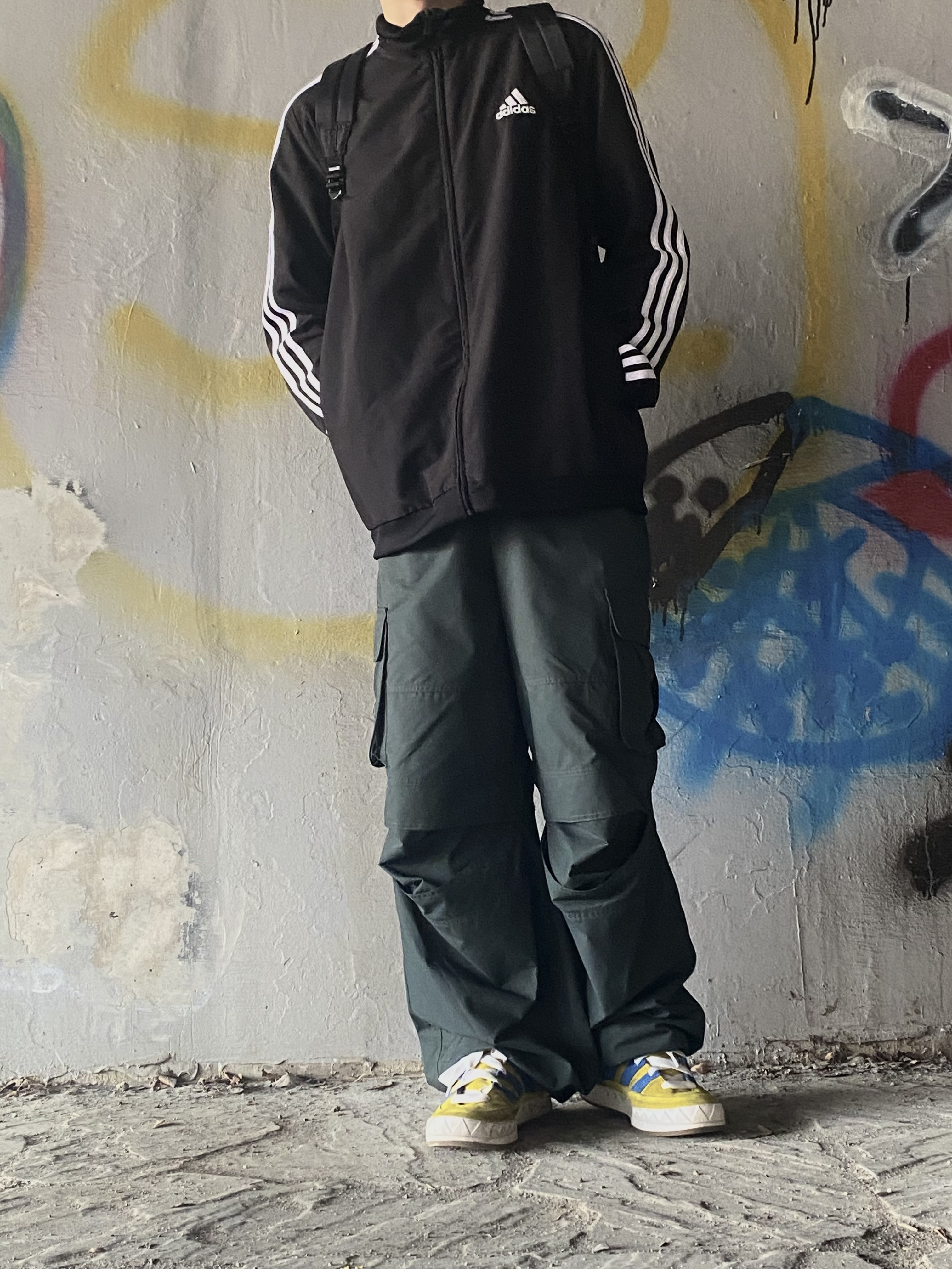 CDG Backpack Black, Adidas Adimatic Bright Yellow Blue 착용 스타일 - 5
