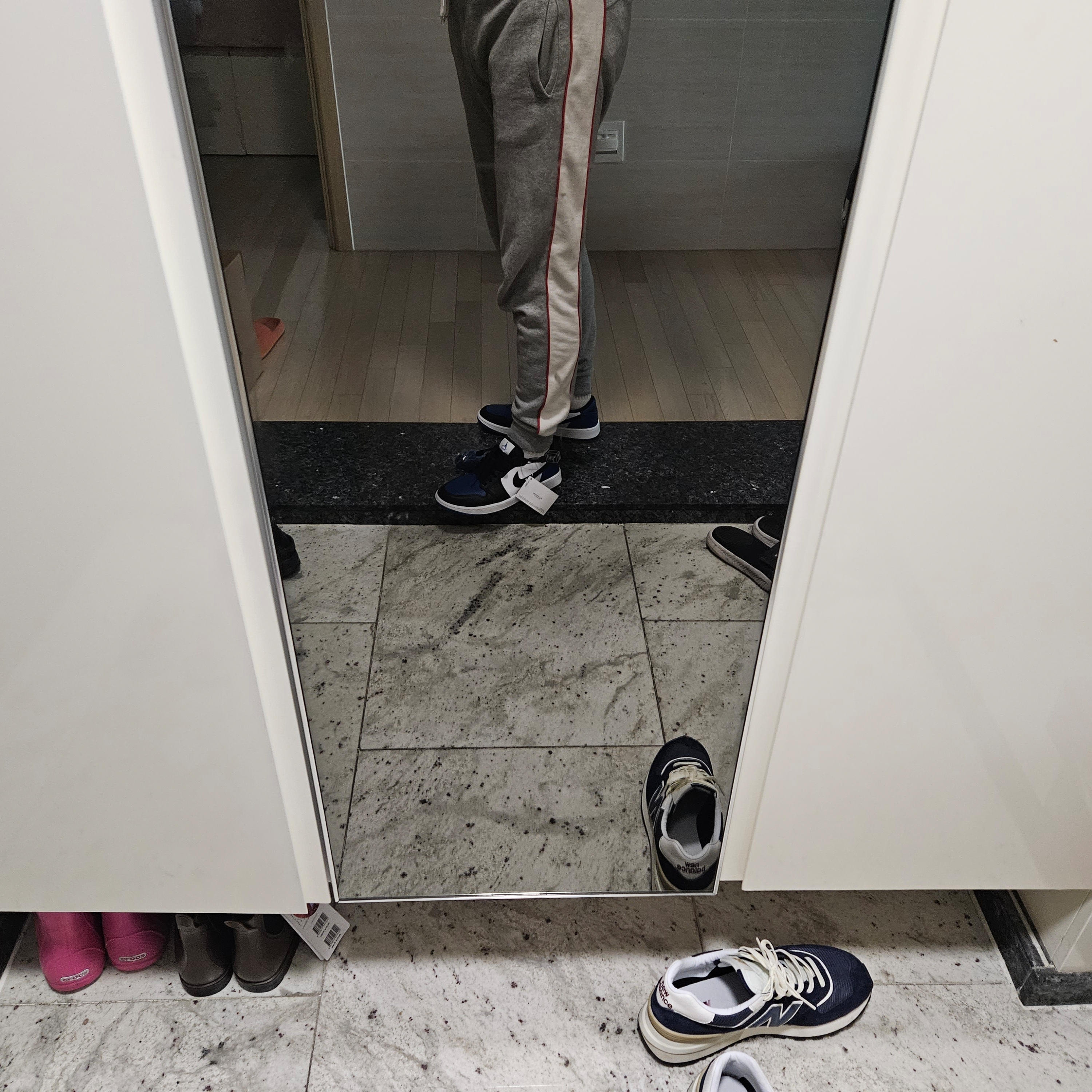 Jordan 1 Low Golf Sport Royal 착용 스타일
