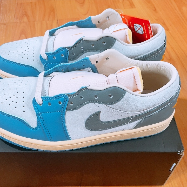 Jordan 1 Low SE Tokyo 96 착용 스타일 - 4