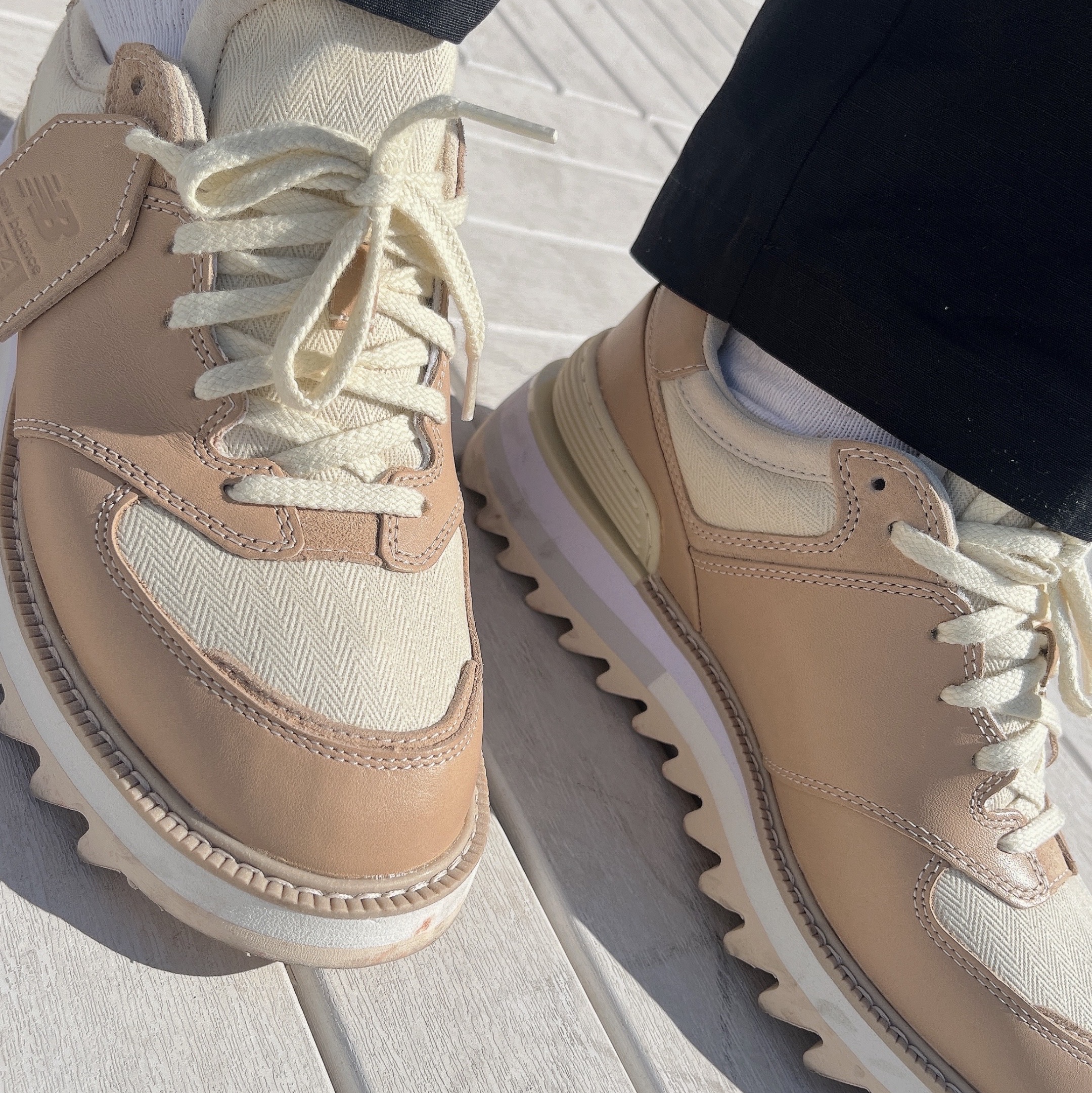 New Balance x Tokyo Design Studio 574 Vachetta Tan, Jordan x Two 18 T-Shirt Sail - Asia 착용 스타일 - 4