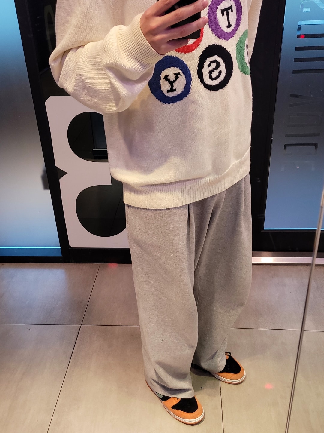Nike Dunk Low SP Ceramic, Stussy Billiard Sweater Natural 착용 스타일