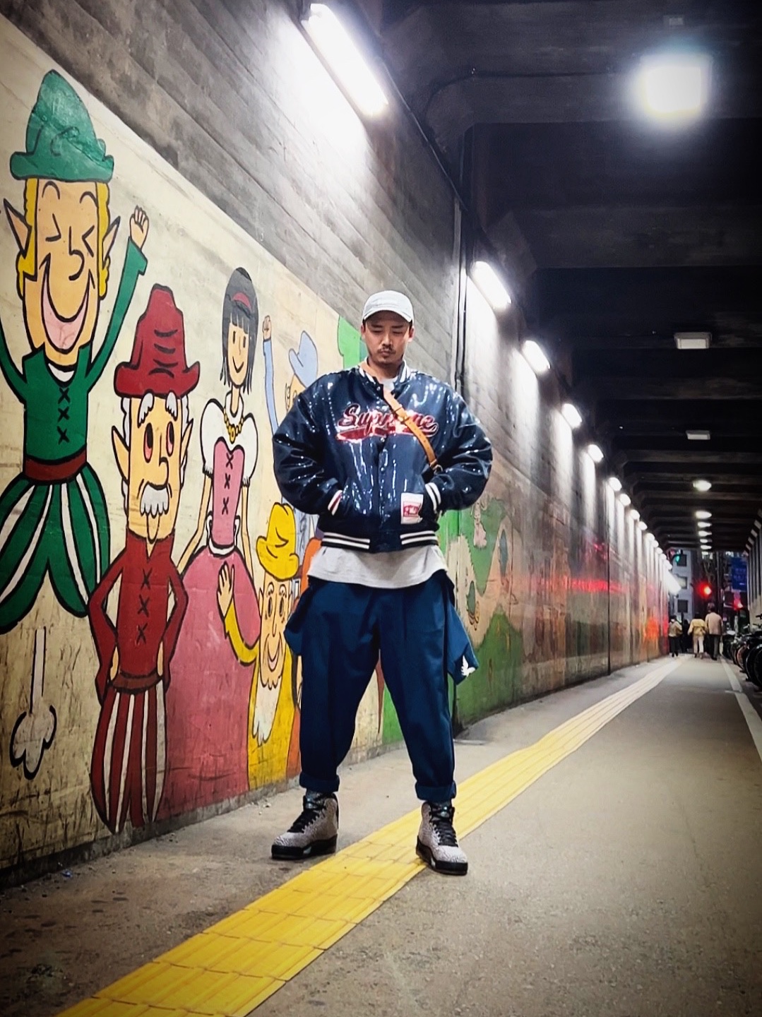 Supreme Mitchell & Ness Sequin Varsity Jacket Navy - 23SS, Nike x Parra SB Team USA Coveralls Brave Blue - US/EU 착용 스타일 - 4