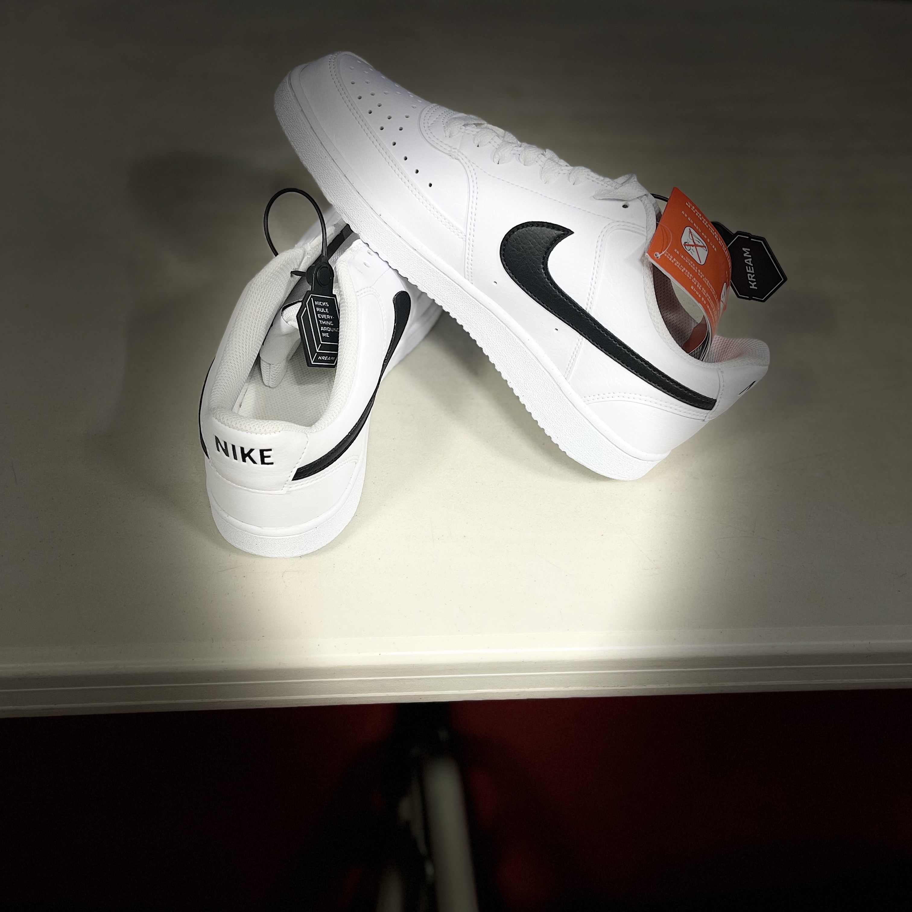 Nike Court Vision Low Next Nature White Black 착용 스타일