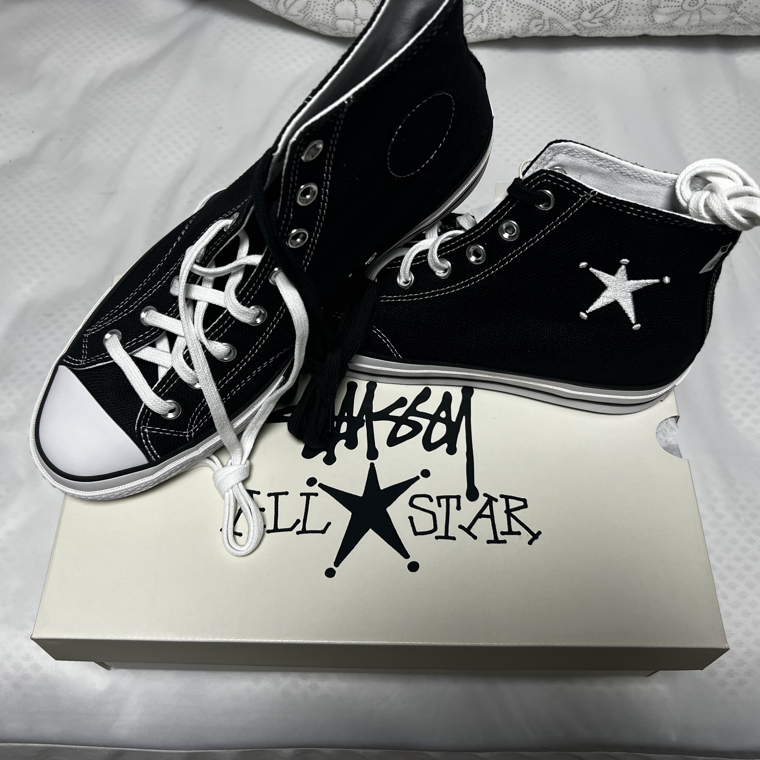 Converse x Stussy Chuck 70 High Black 착용 스타일 - 1
