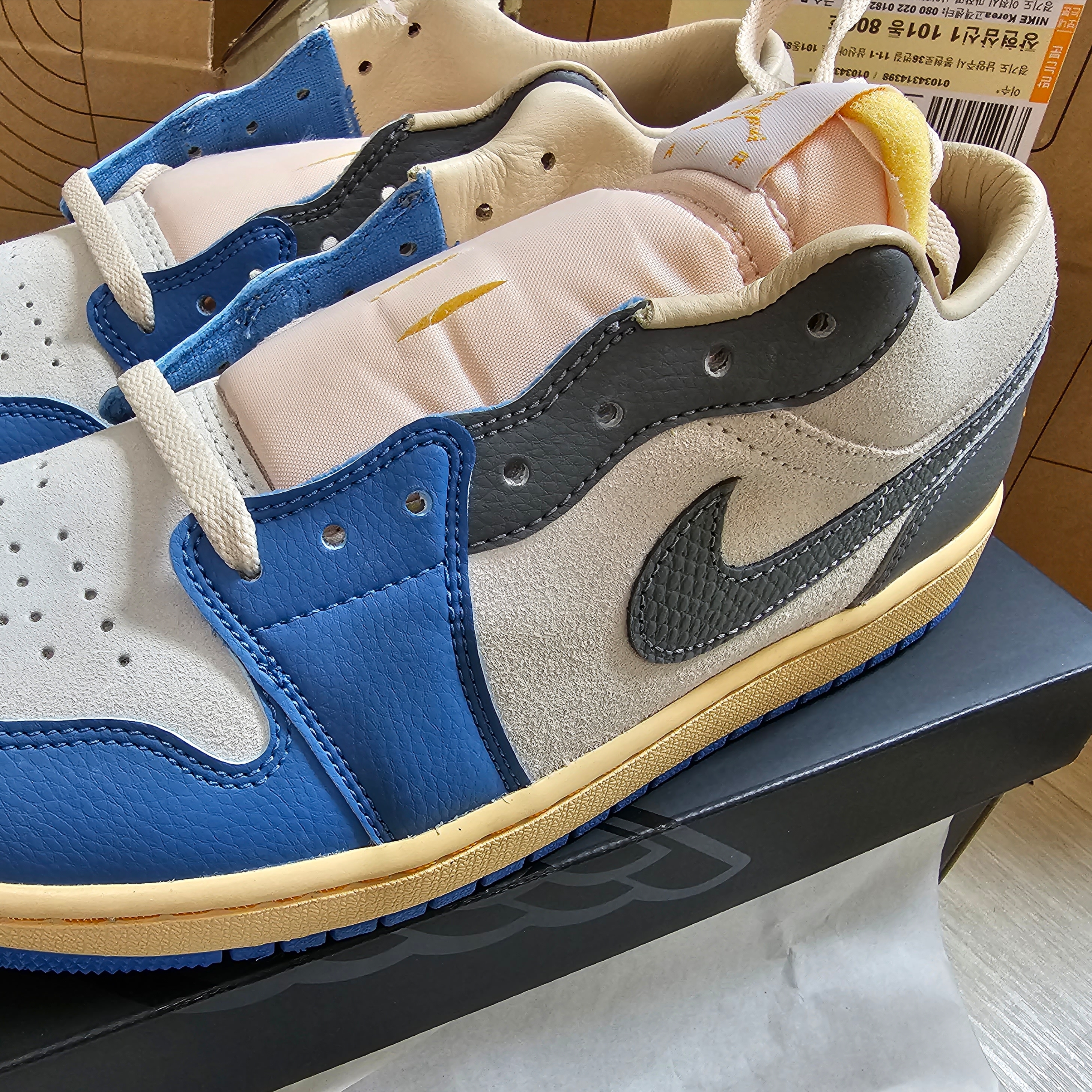 Jordan 1 Low SE Tokyo 96 착용 스타일