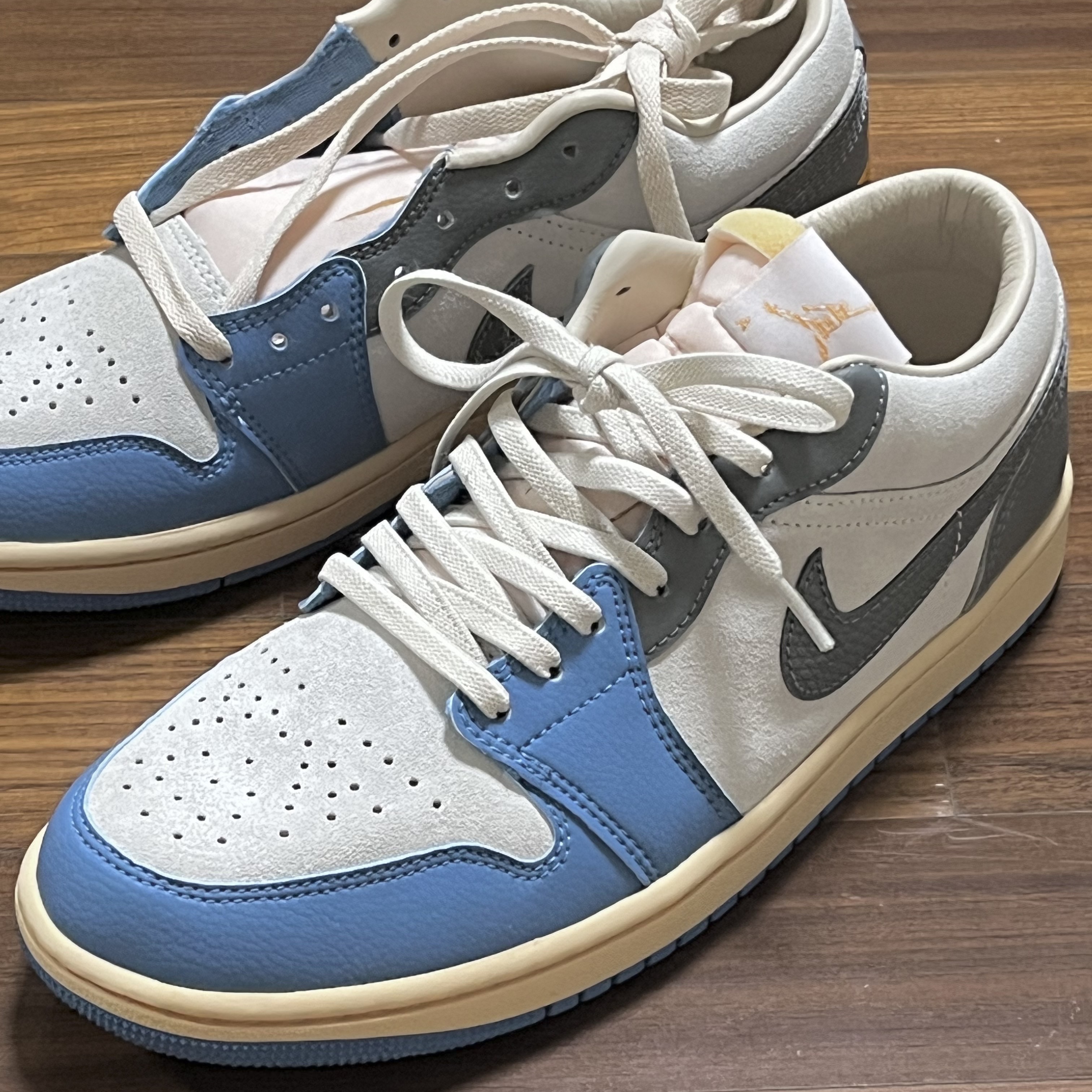 Jordan 1 Low SE Tokyo 96 착용 스타일 - 5