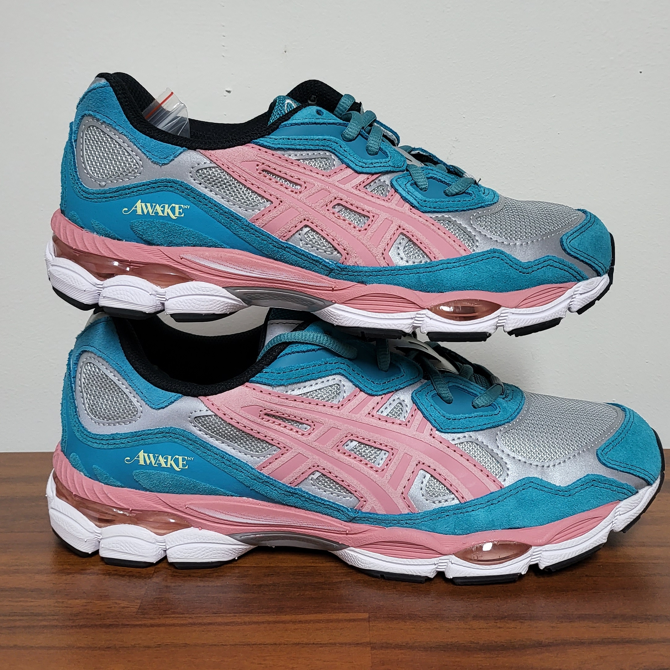 Asics x Awake NY Gel-NYC Pure Silver Green Blue Slate 착용 스타일 - 1