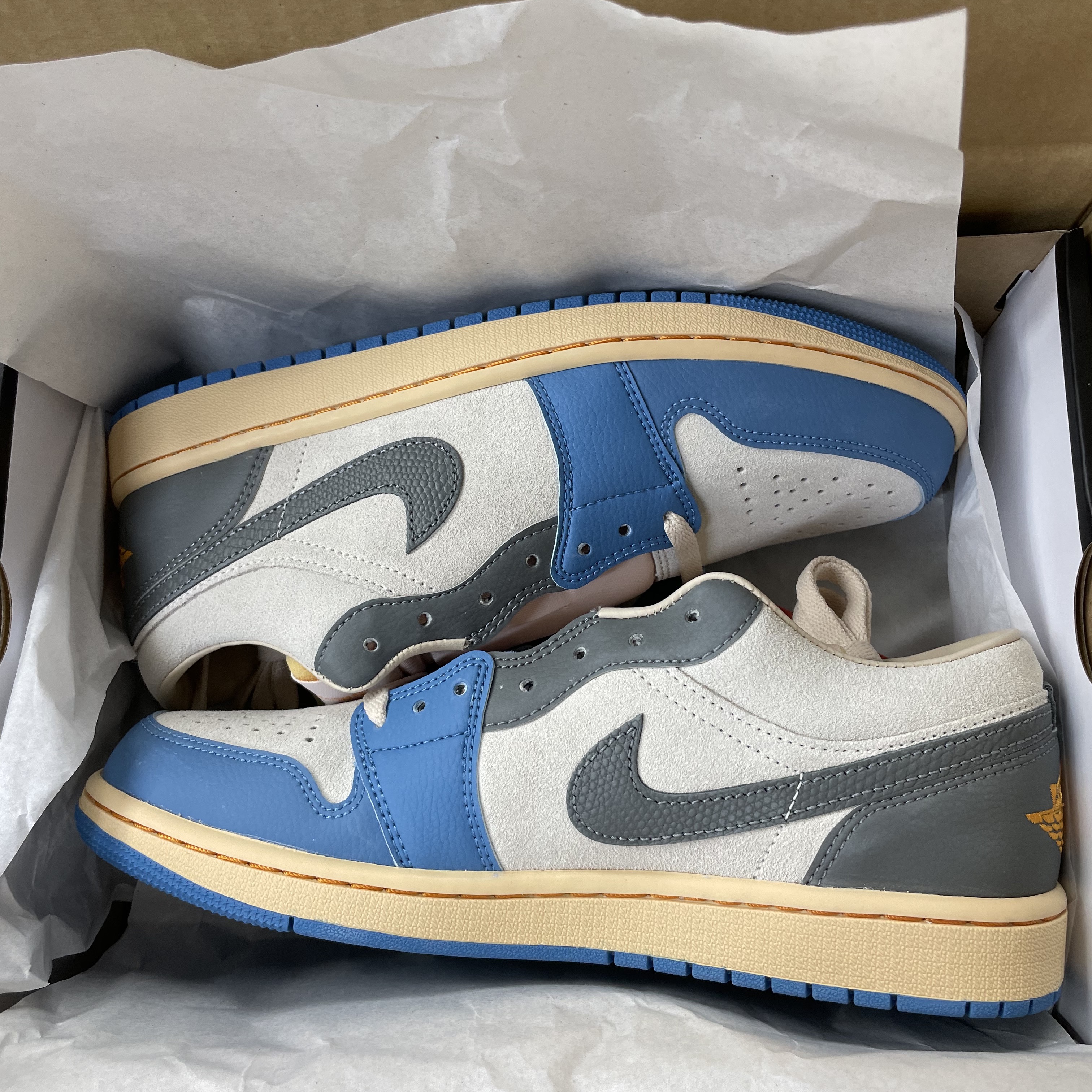 Jordan 1 Low SE Tokyo 96 착용 스타일
