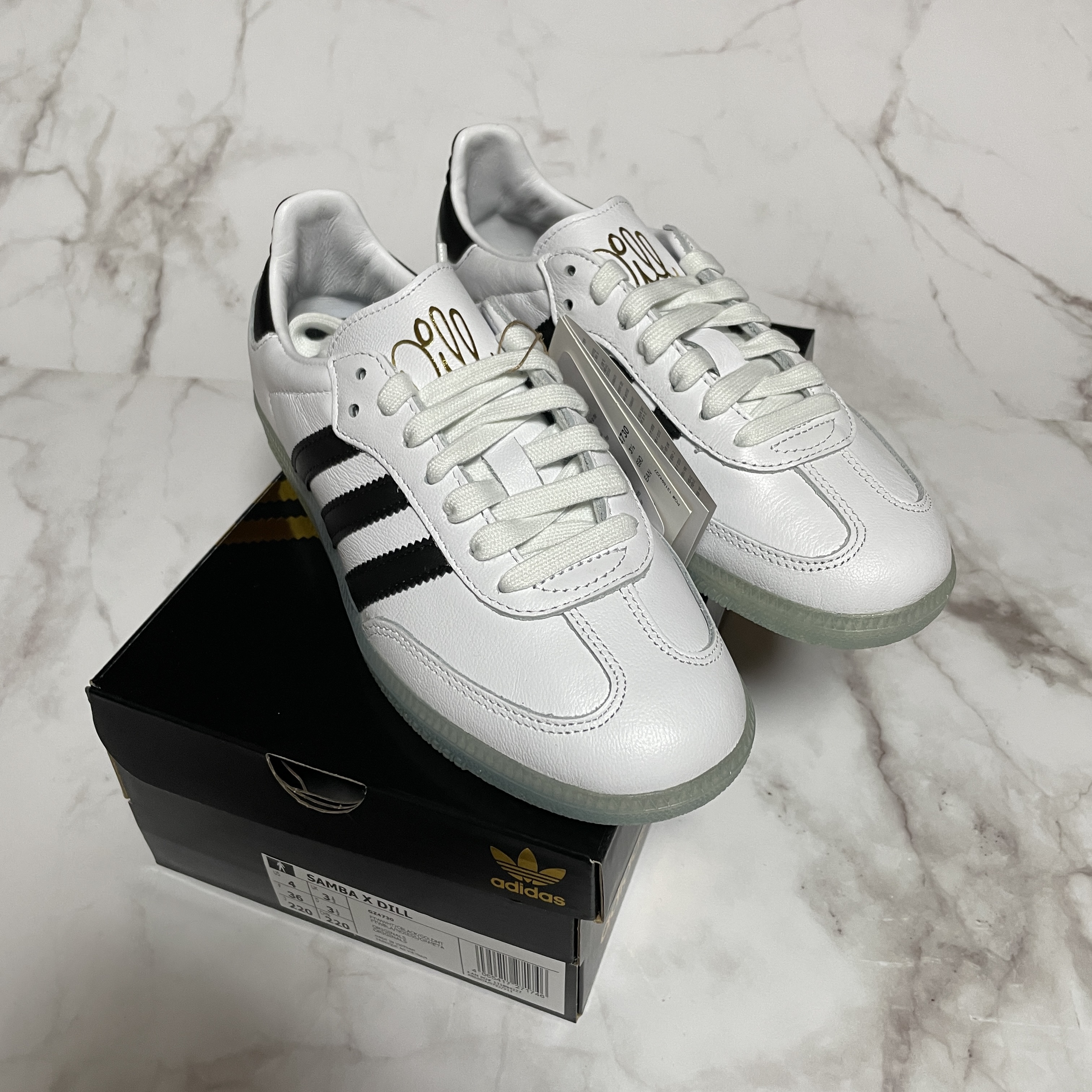 Adidas x Dill Samba White Black 착용 스타일 - 1