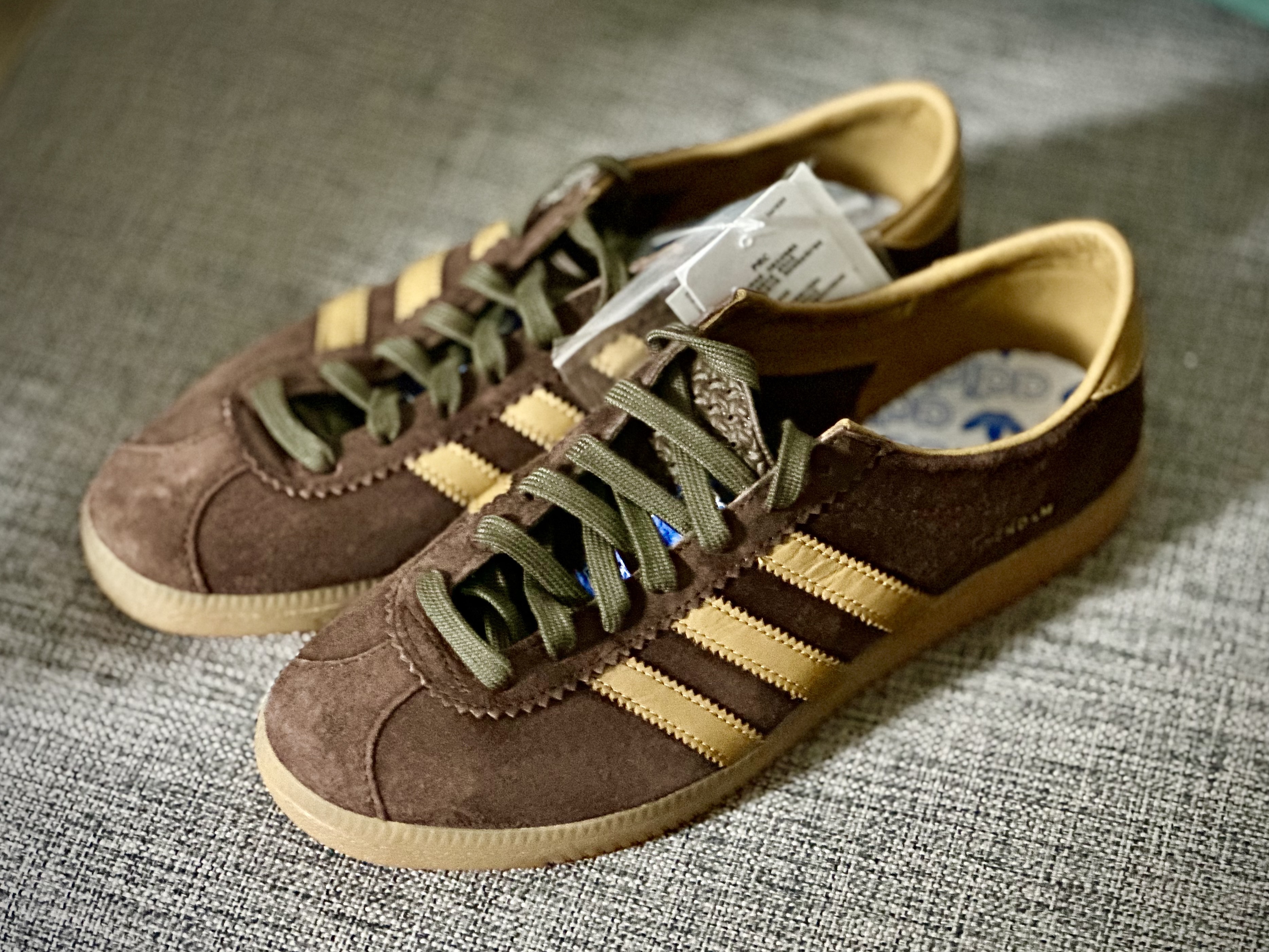 Adidas City Series Amsterdam 착용 스타일