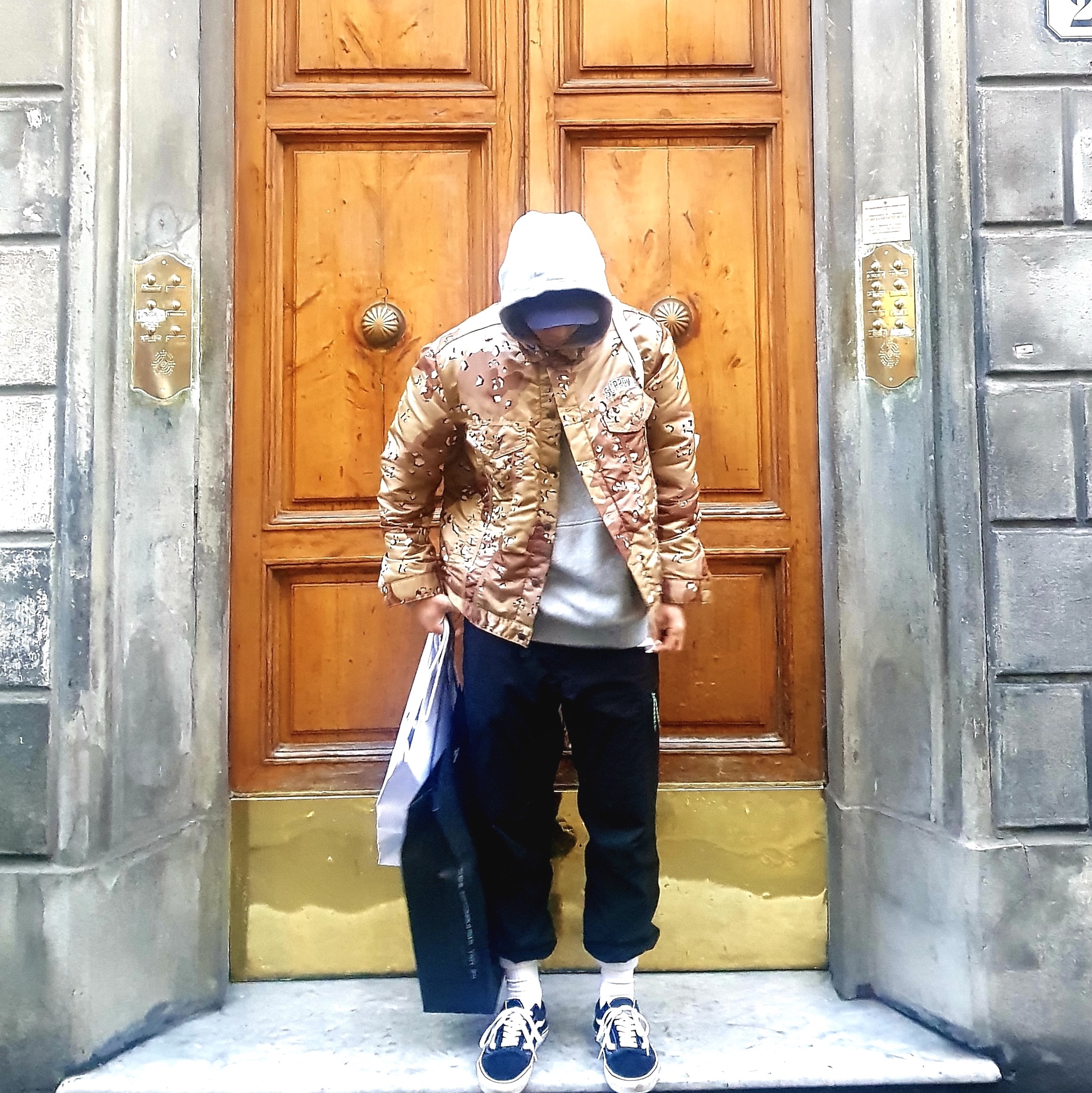 Supreme x Levi's Nylon Trucker Jacket Chocolate Chip Camo - 19FW 착용 스타일