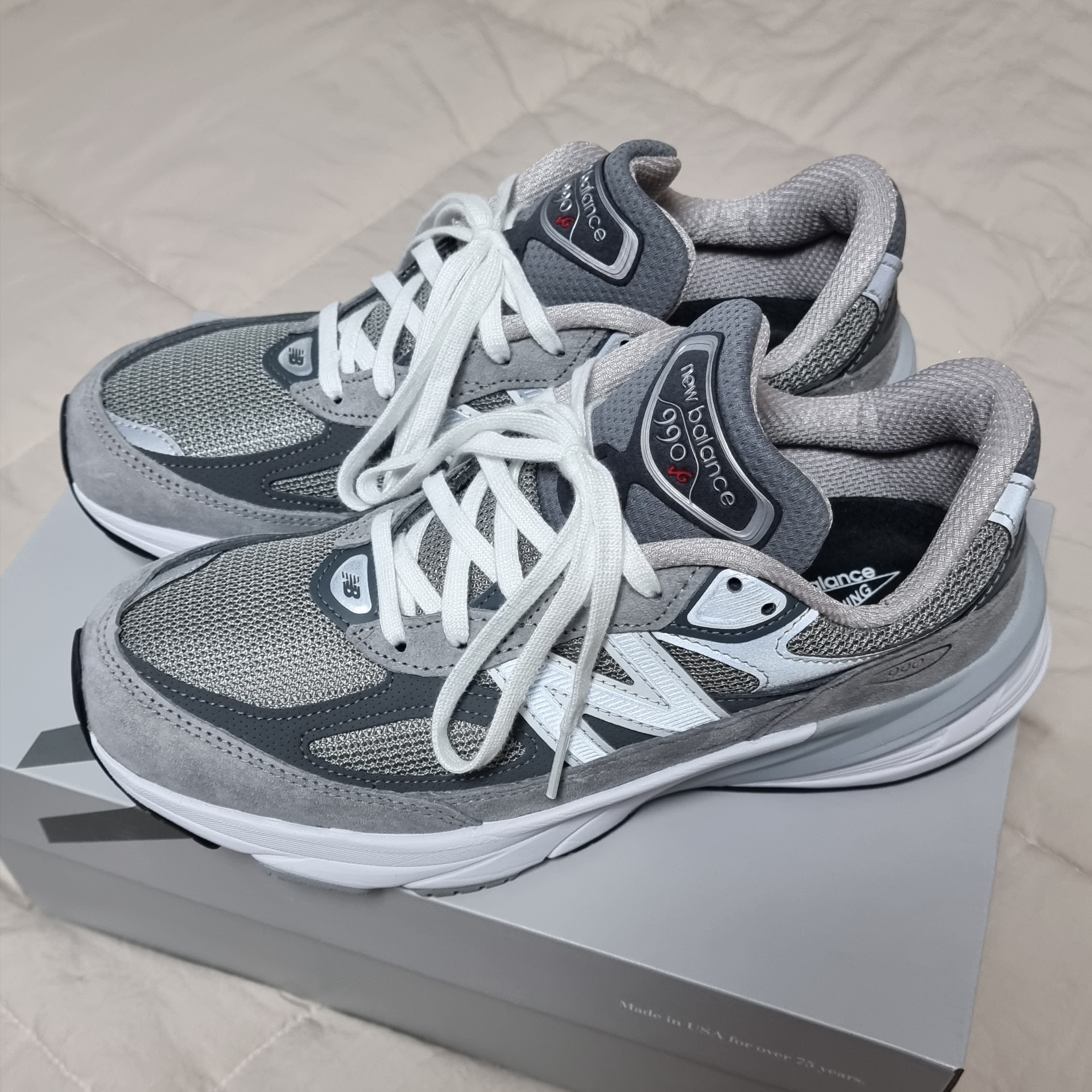 New Balance 990v6 Made in USA Grey - D Standard 착용 스타일