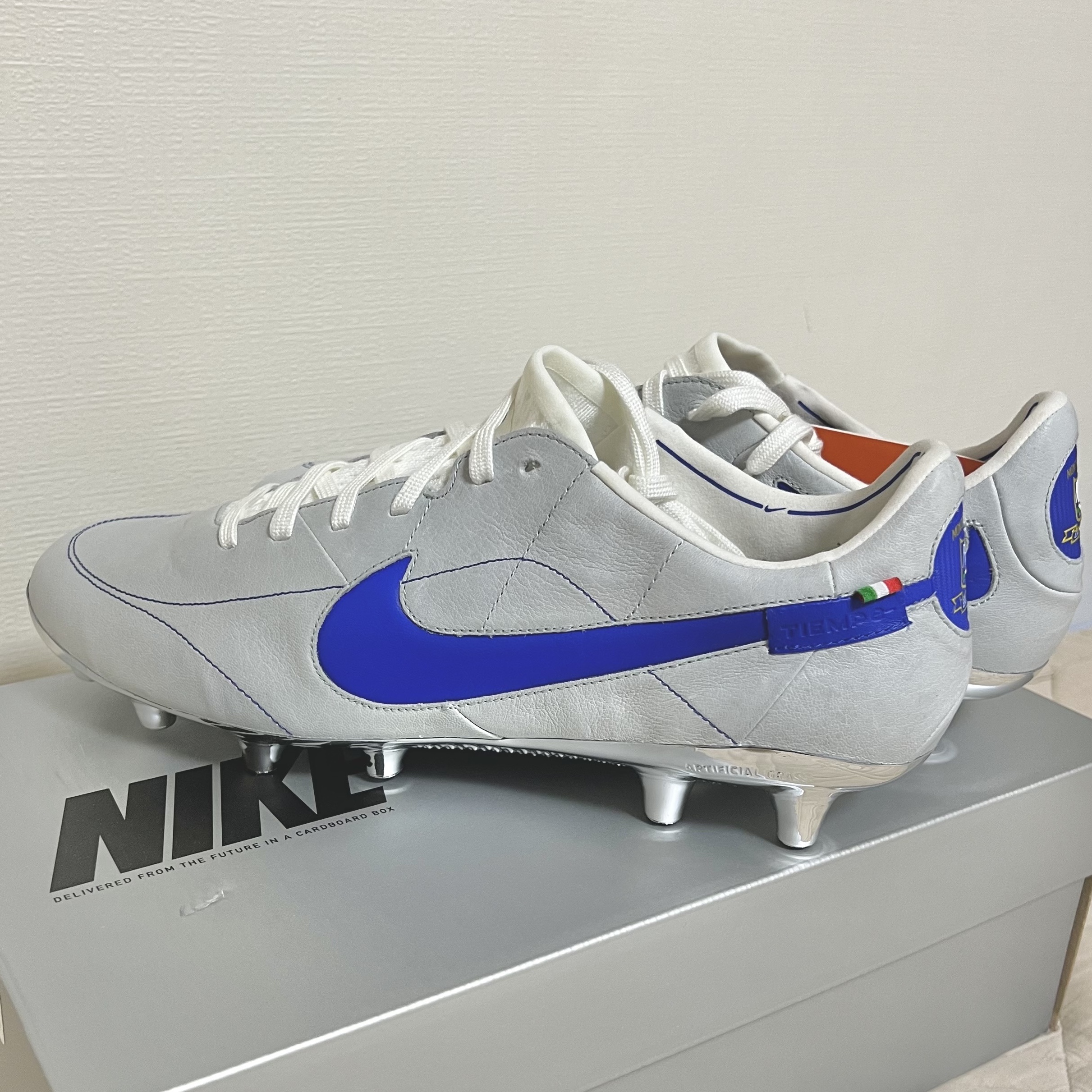 Nike Tiempo Legend 9 Elite MI AG White Game Royal 착용 스타일