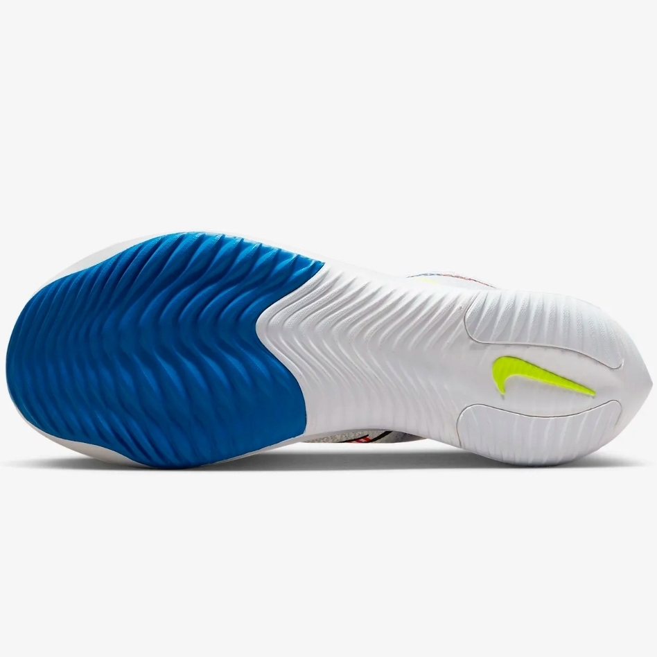 Nike ZoomX Streakfly White Volt 착용 스타일 - 2